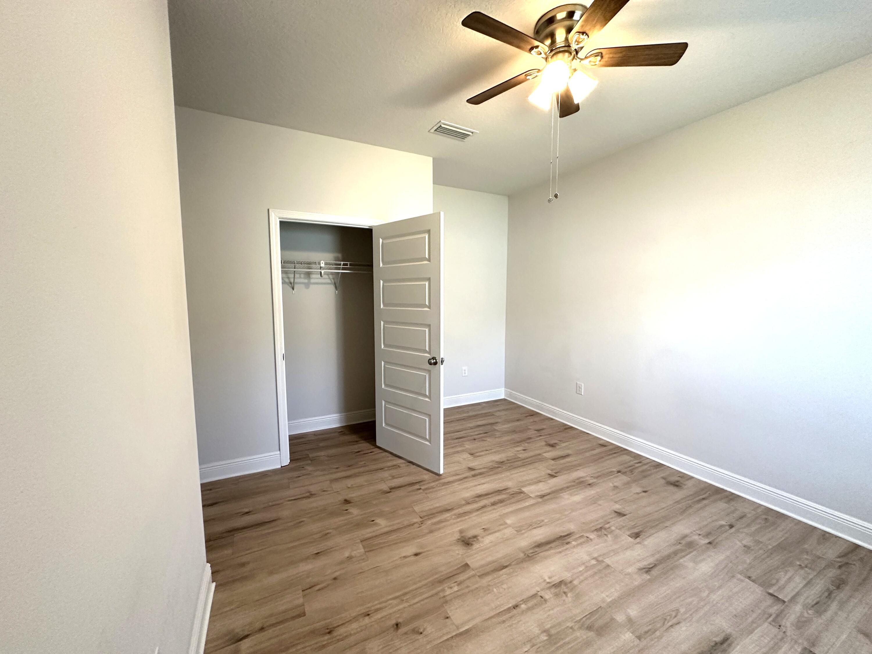 Hammock Oaks Estates - Residential