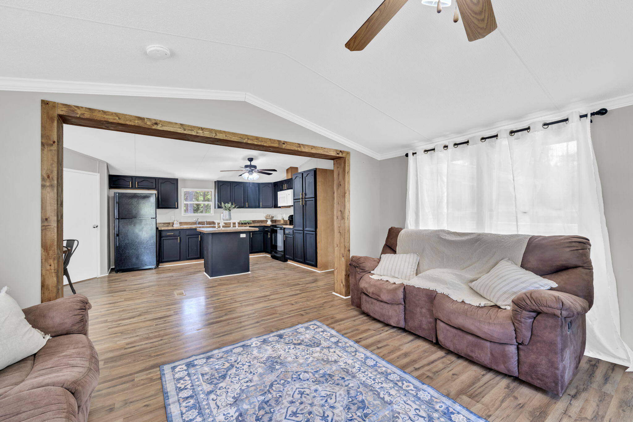 NO RECORDED SUBDIVISION - Residential