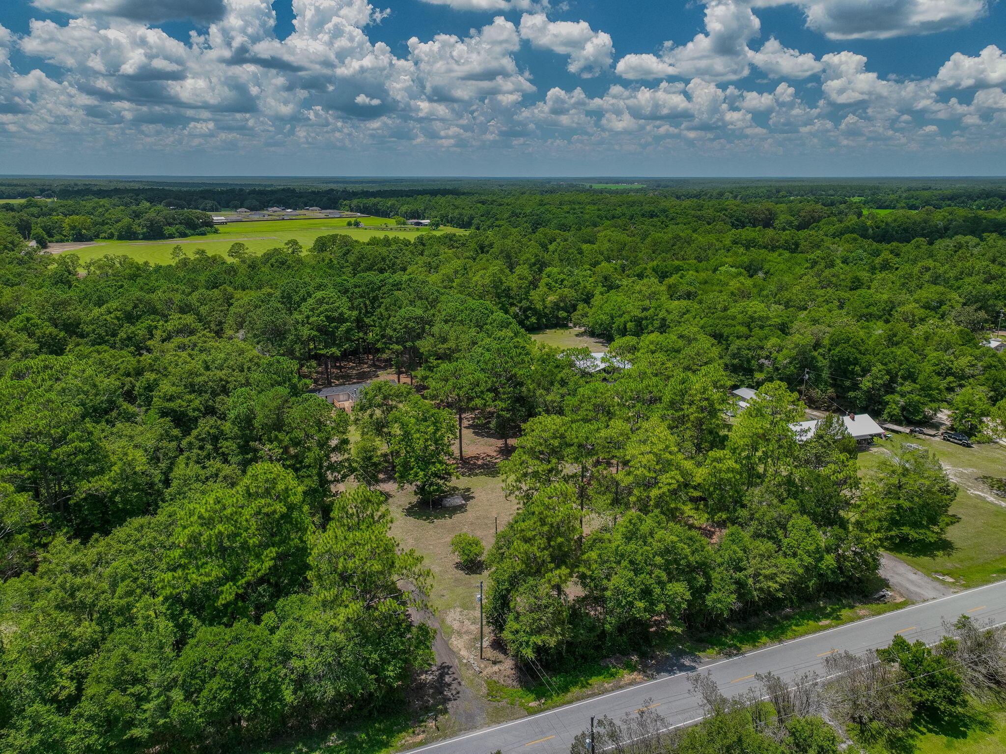 NO RECORDED SUBDIVISION - Residential