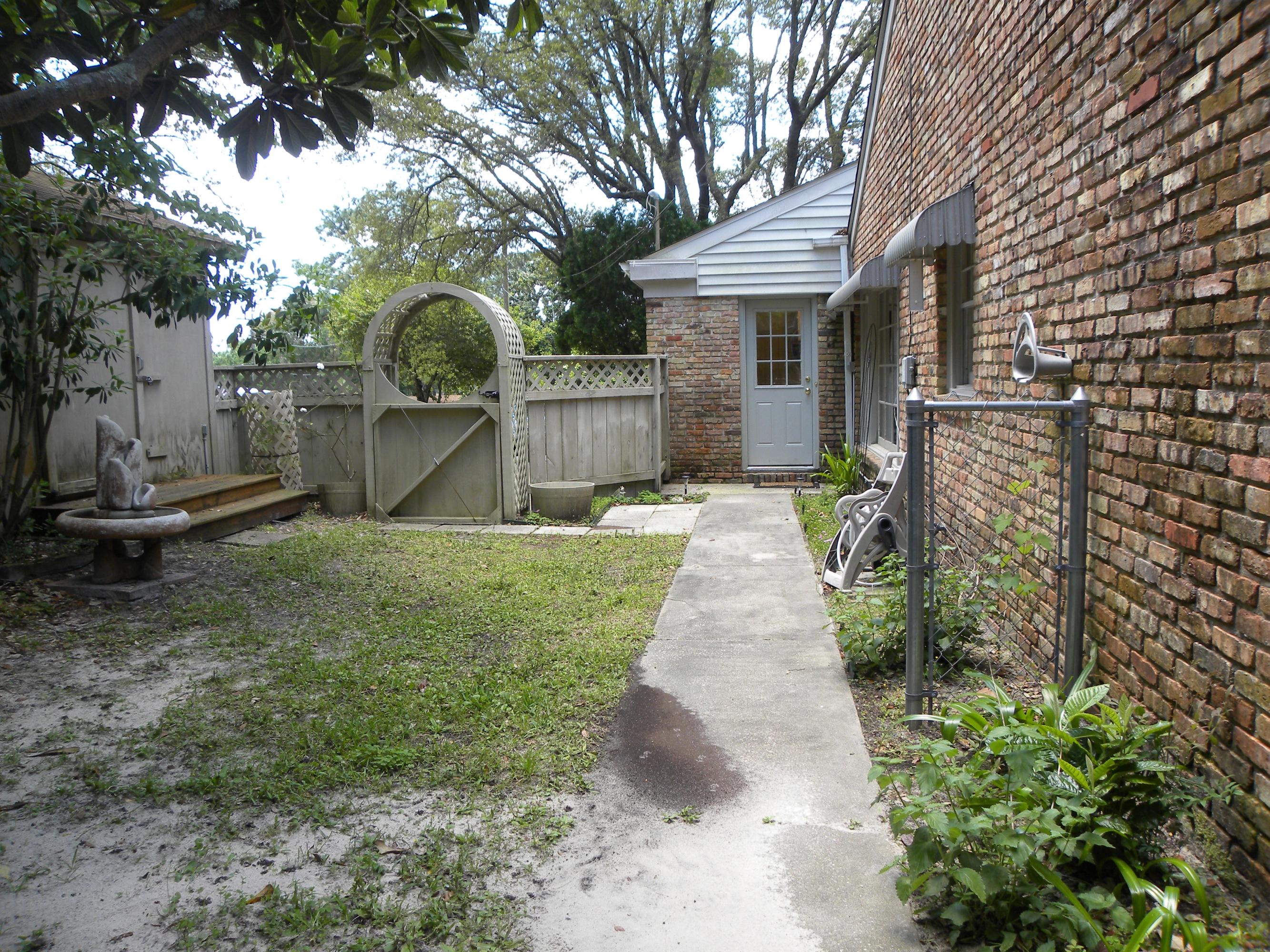 LONGWOOD - Residential