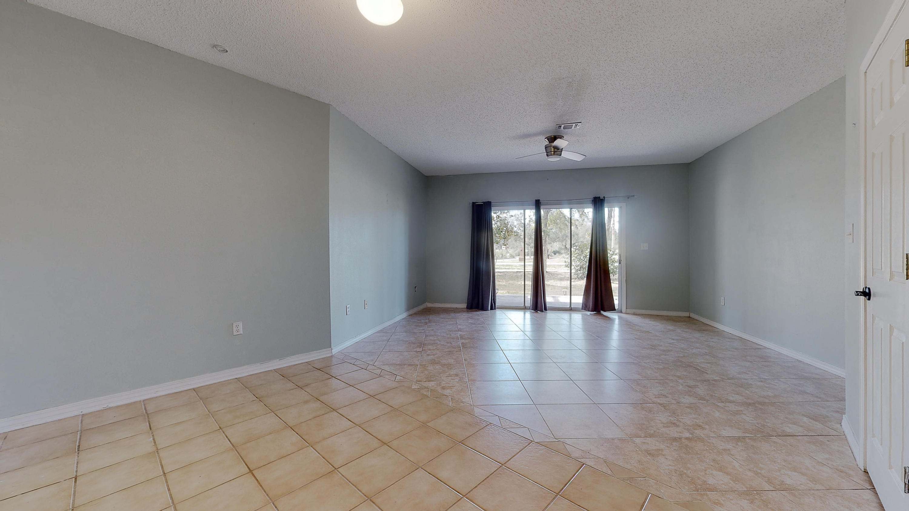 HIDDEN BAY VILLAGE - Residential