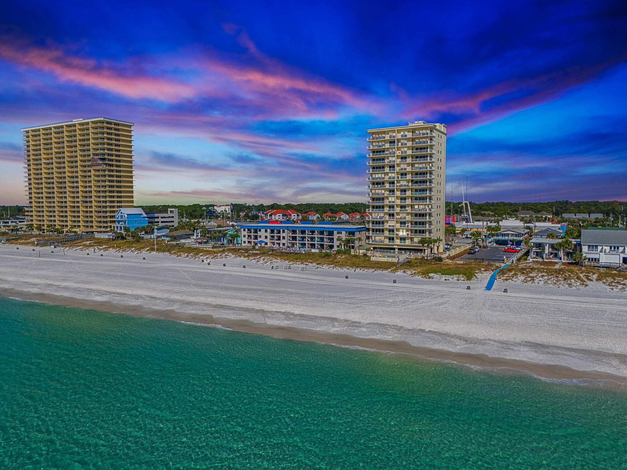 Grande Surf Club Condo - Residential