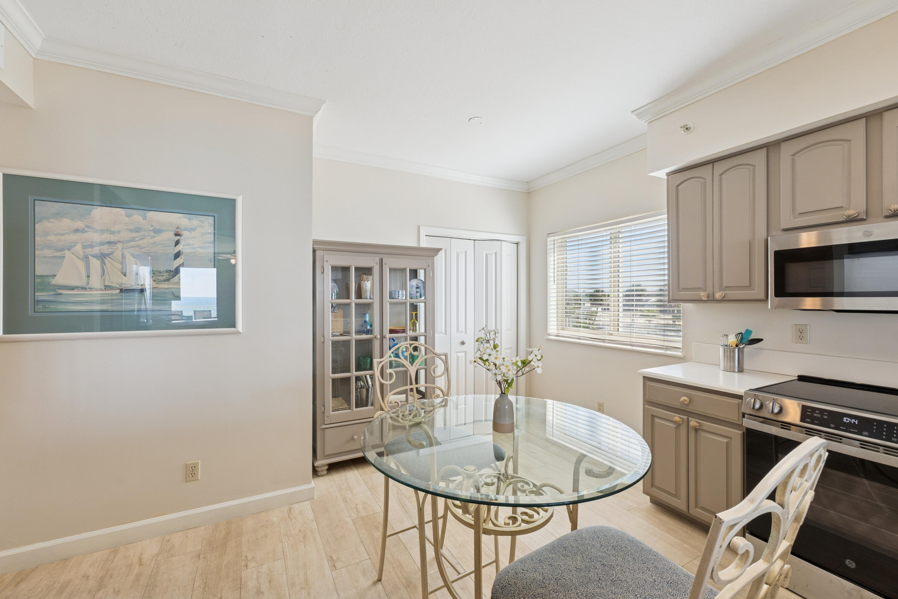 Grande Surf Club Condo - Residential