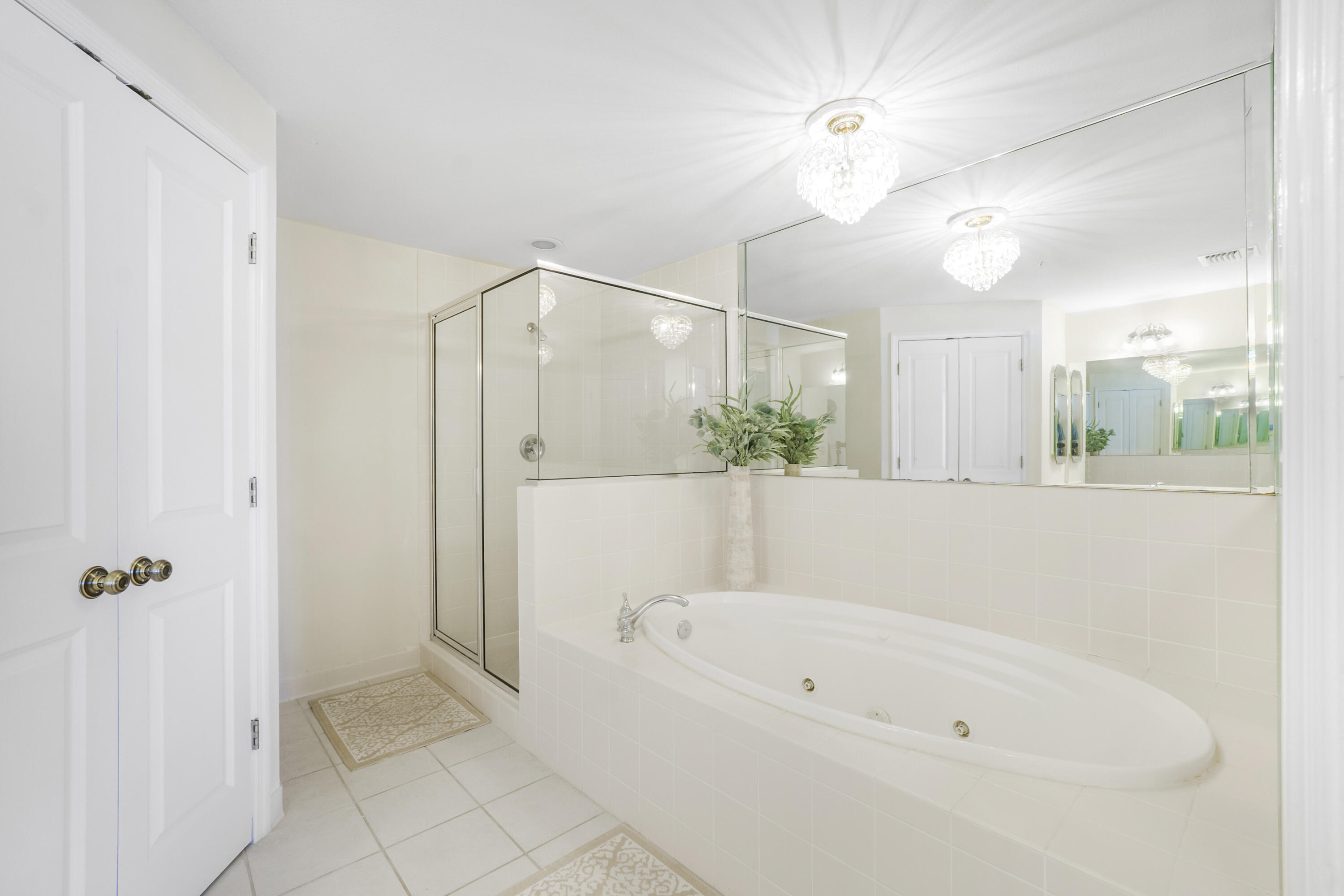 Grande Surf Club Condo - Residential