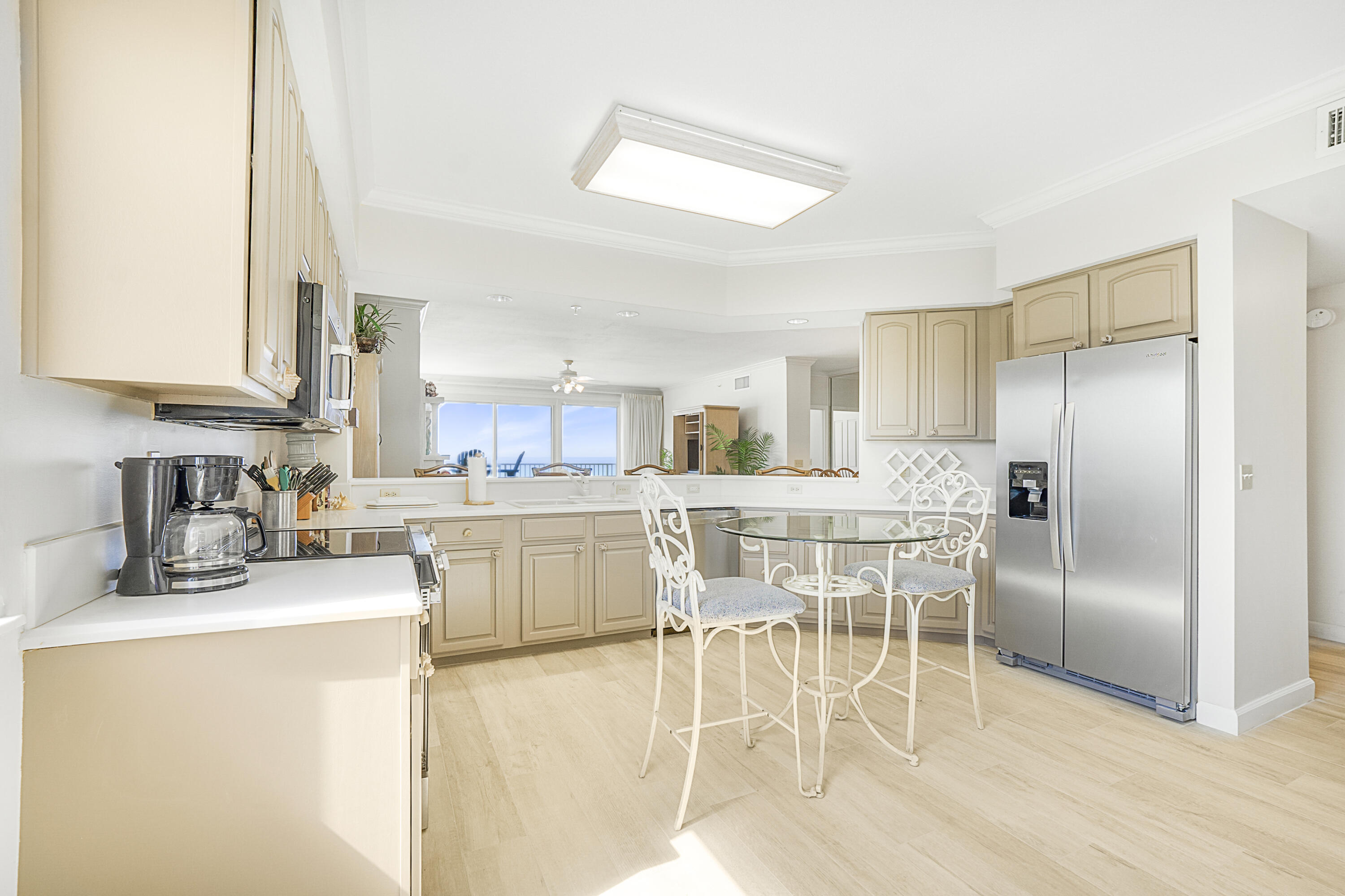 Grande Surf Club Condo - Residential