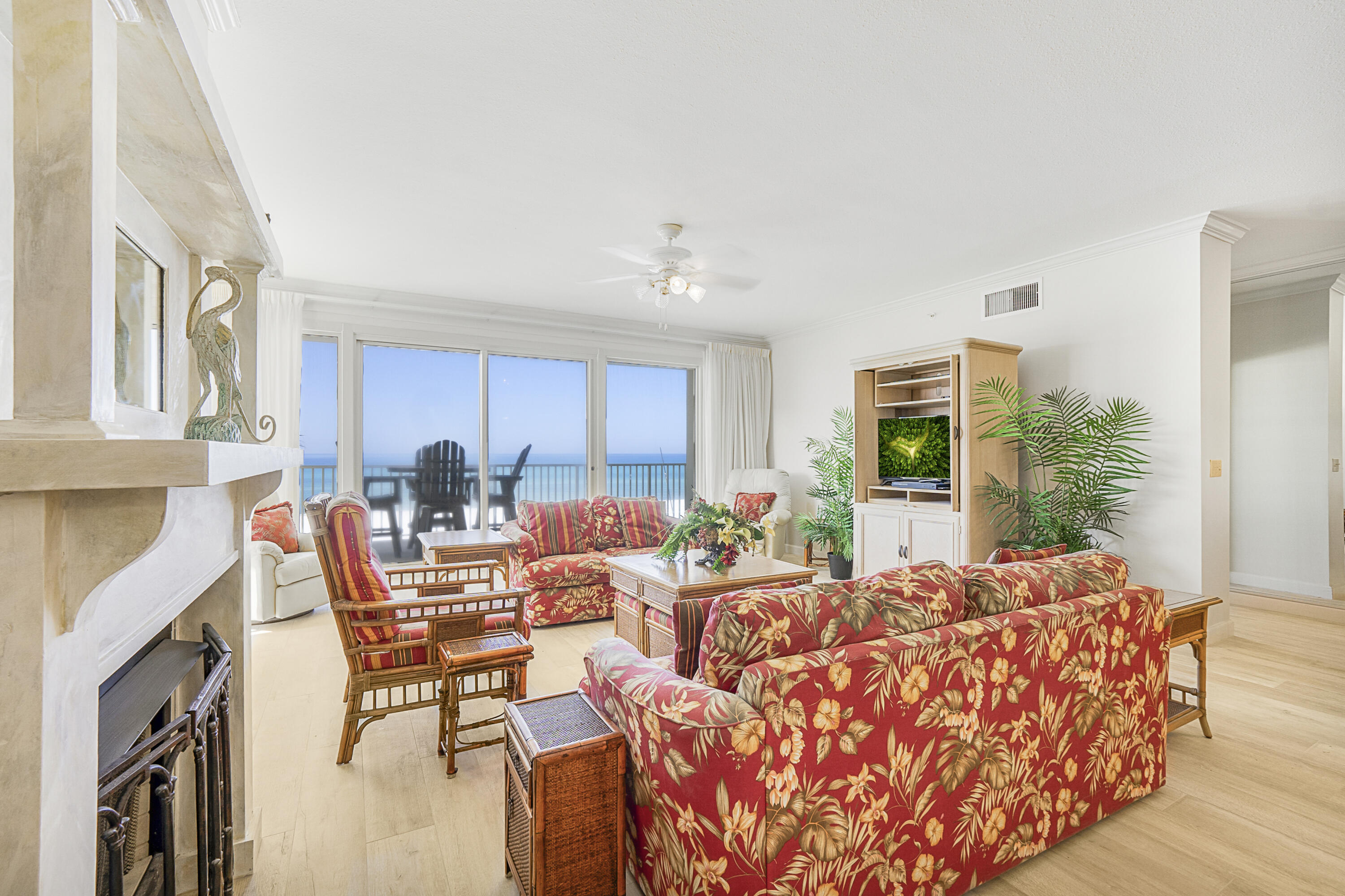8601 Surf Drive UNIT 1E