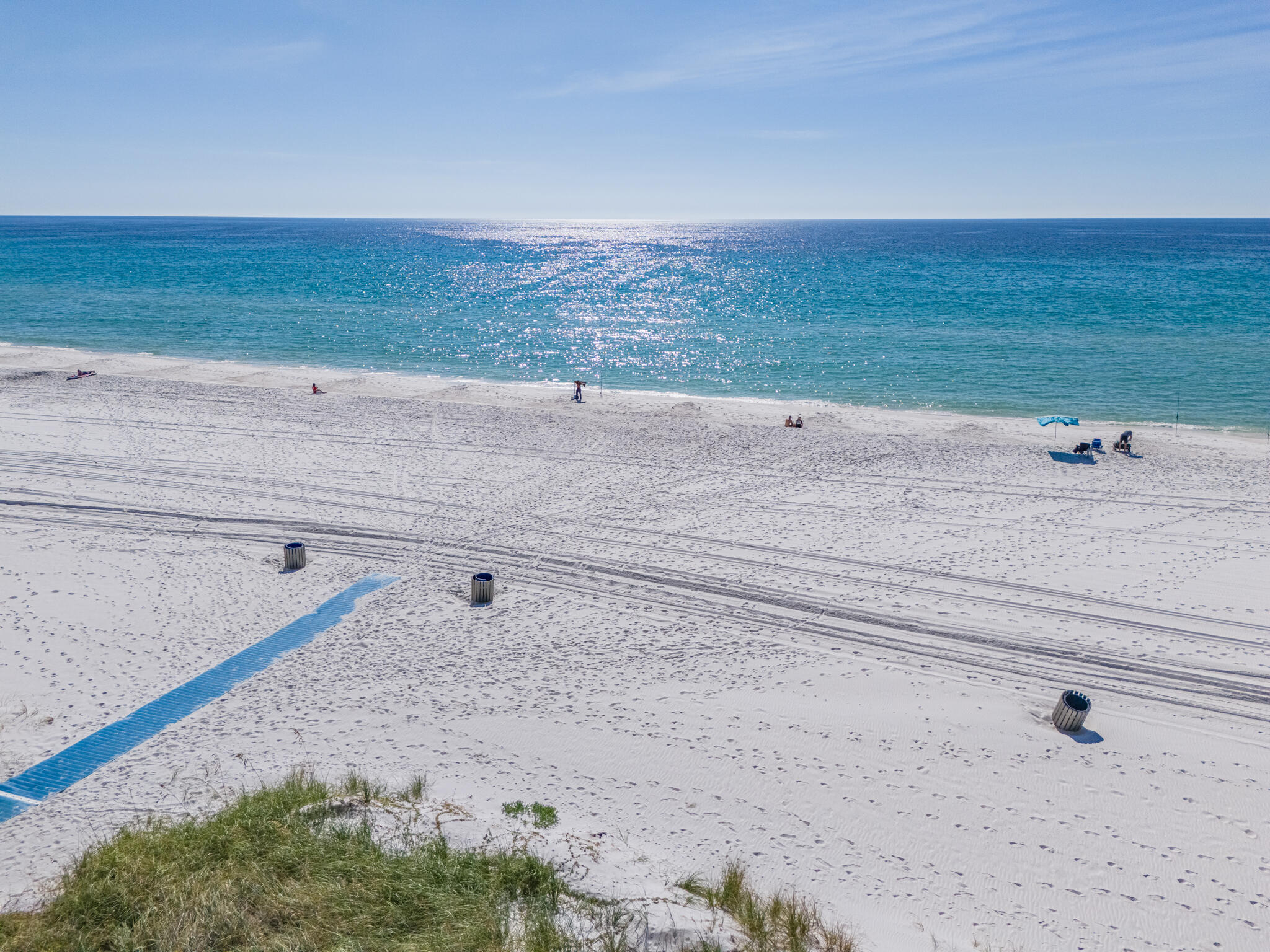 Grande Surf Club Condo - Residential