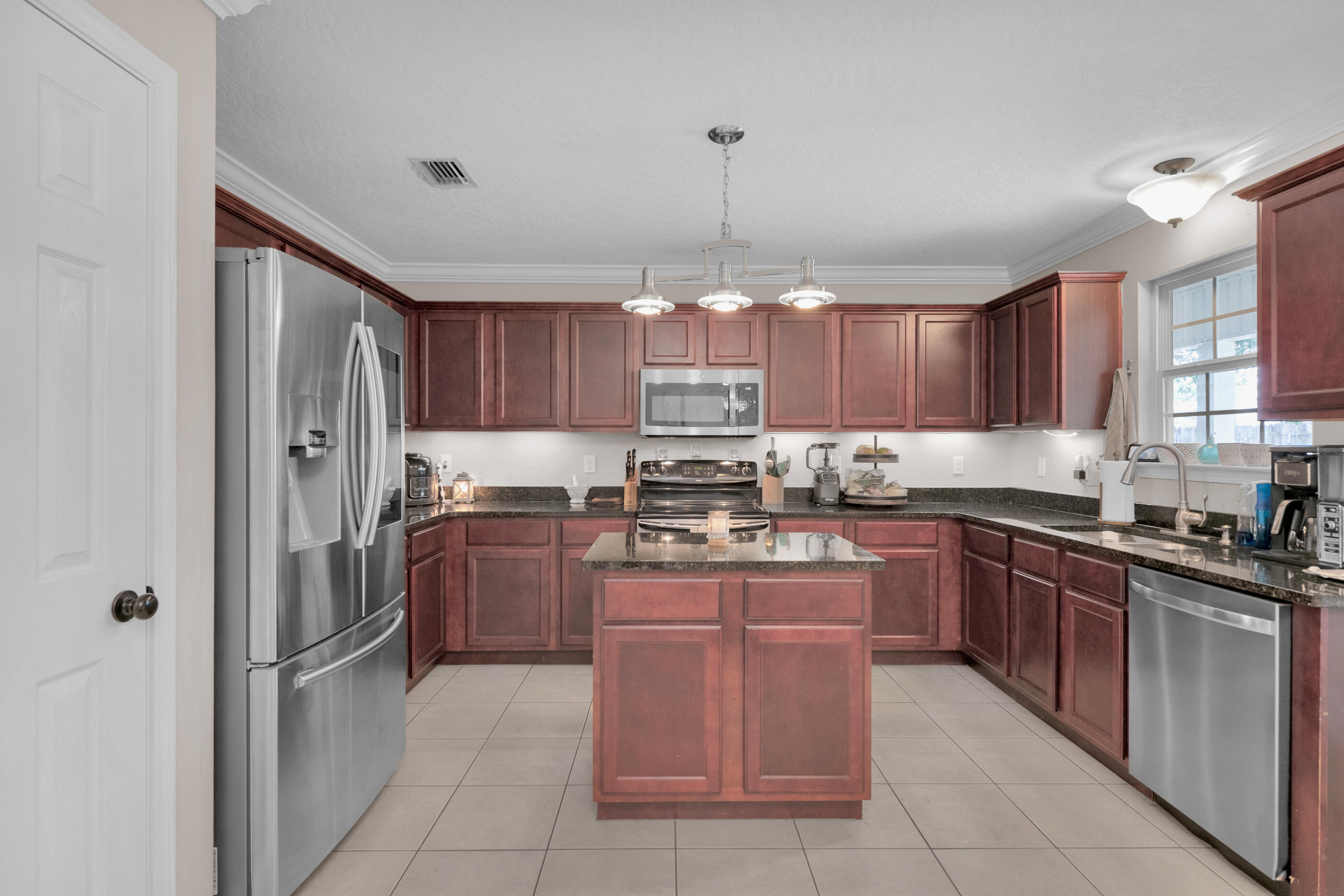 BRENTWOOD T/H - Residential