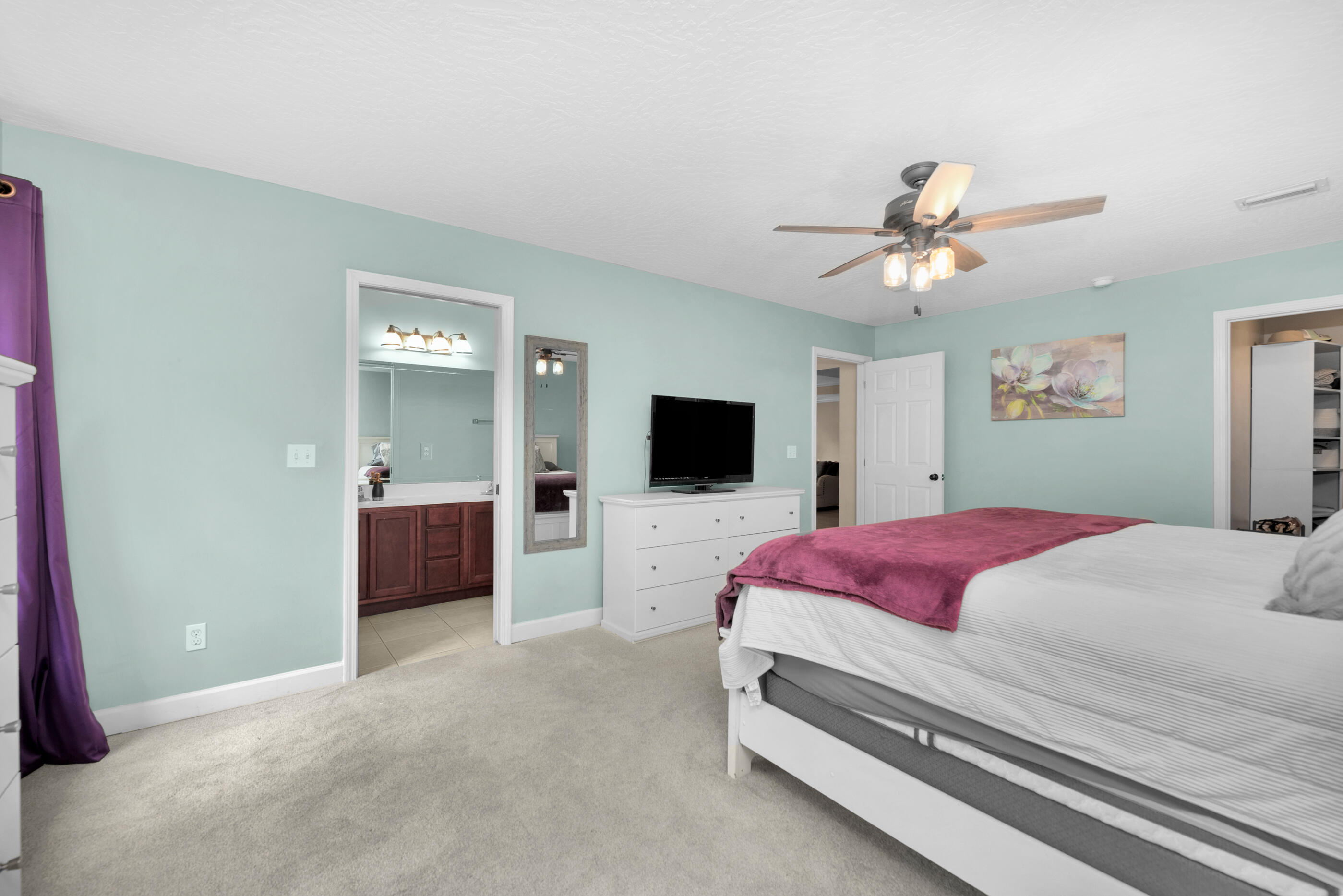 BRENTWOOD T/H - Residential