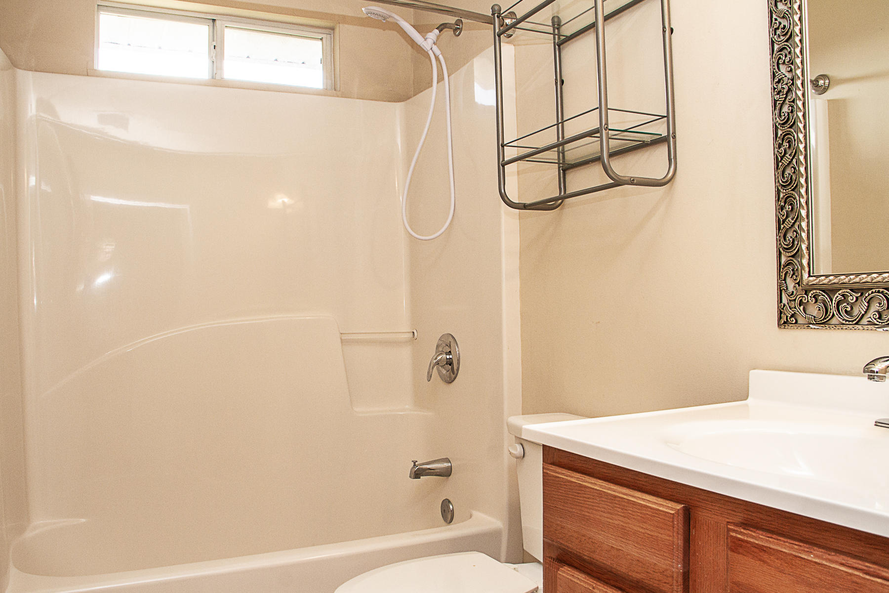 LEE FARMS PH II LOT 17 BLK B - Residential Lease