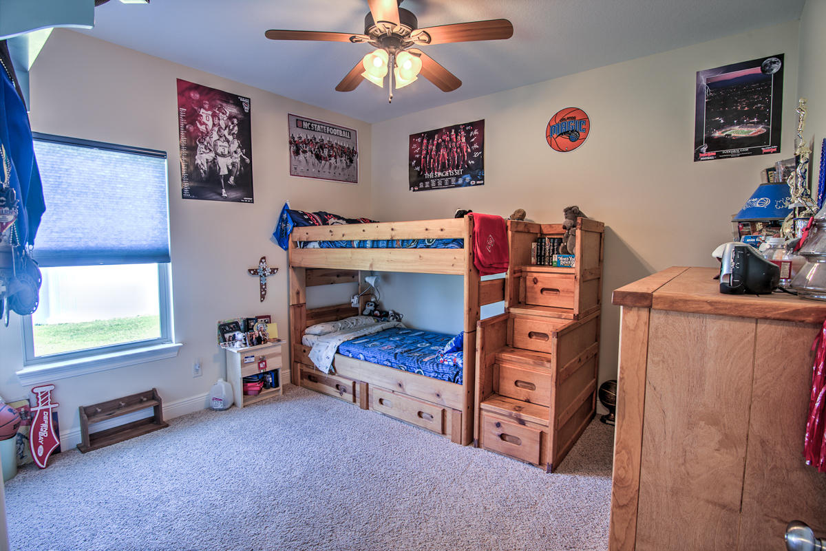 COLONY CLUB HARBOUR PH 1 - Residential