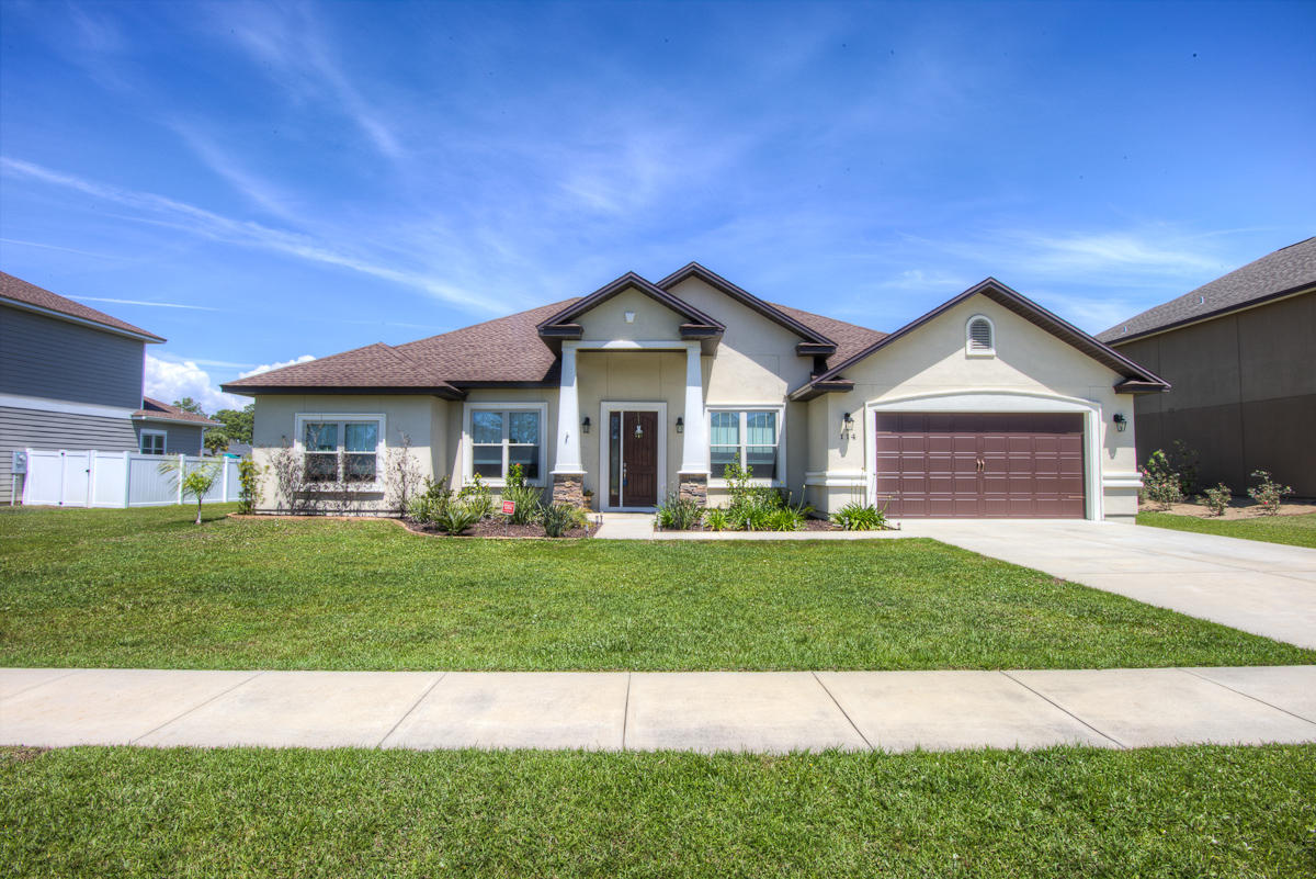 COLONY CLUB HARBOUR PH 1 - Residential