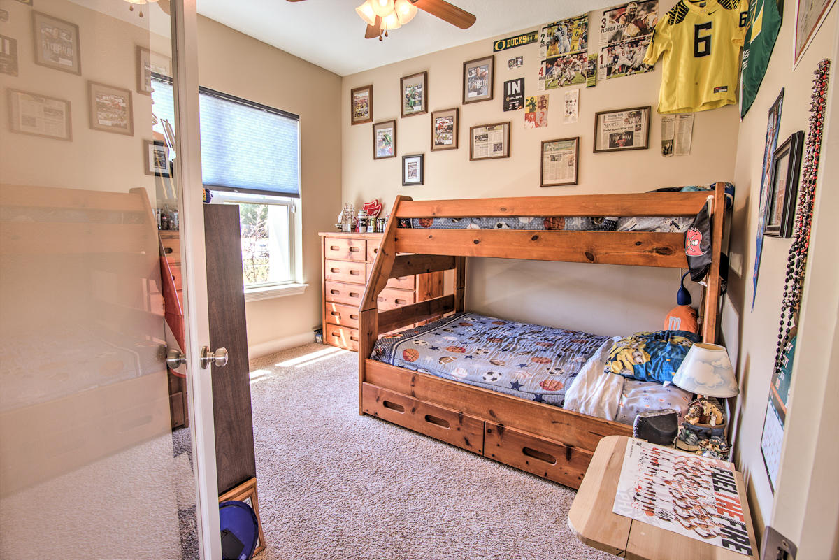 COLONY CLUB HARBOUR PH 1 - Residential