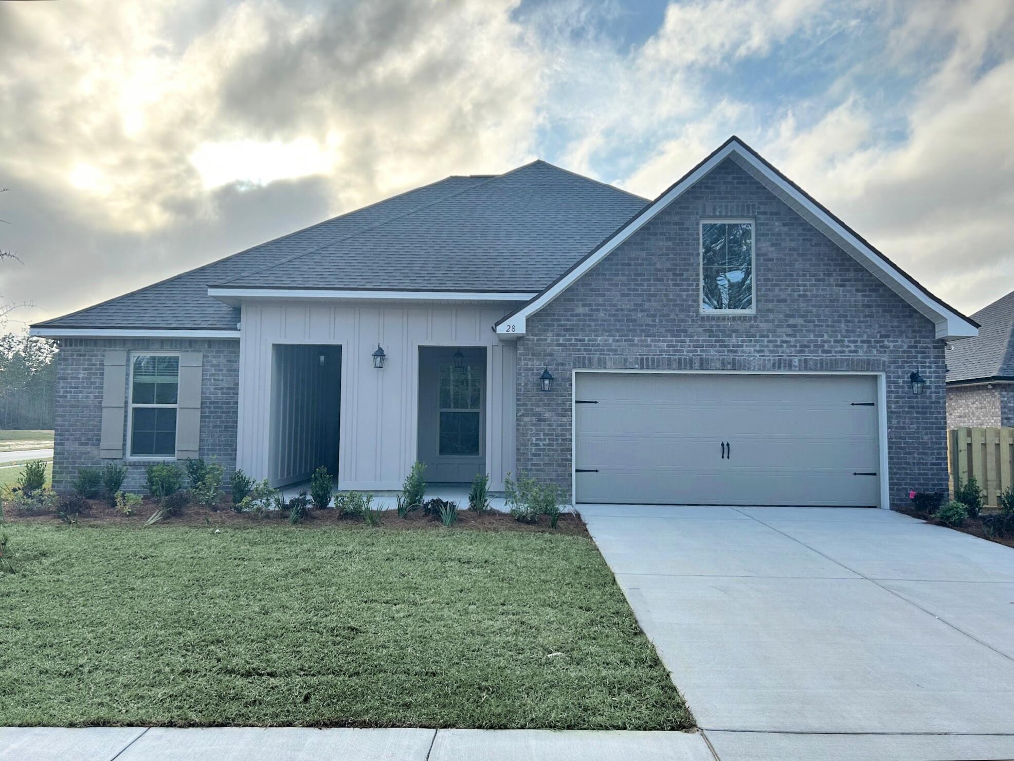 HAMMOCK BAY - BIRD SONG - Residential