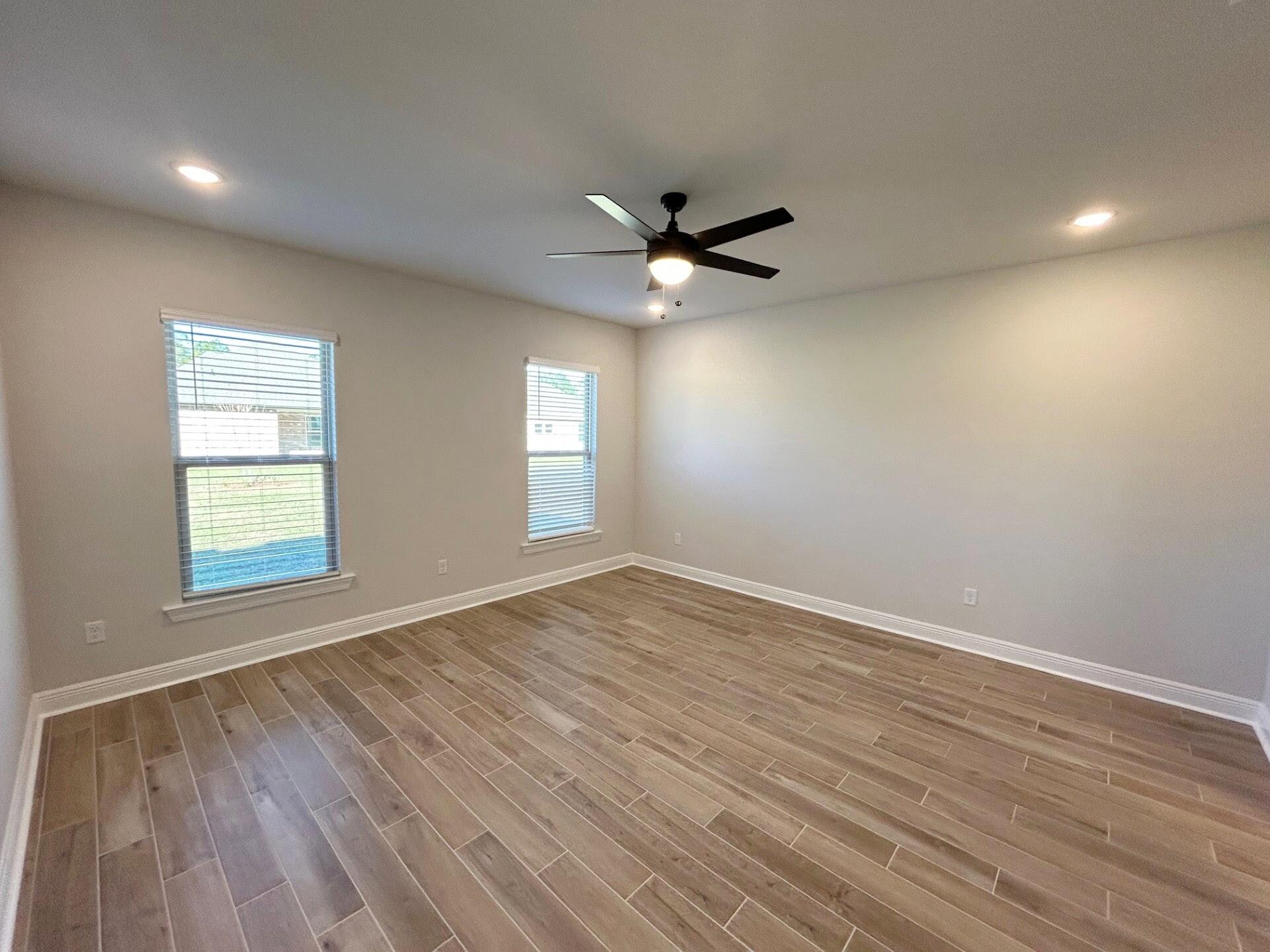 HAMMOCK BAY - BIRD SONG - Residential