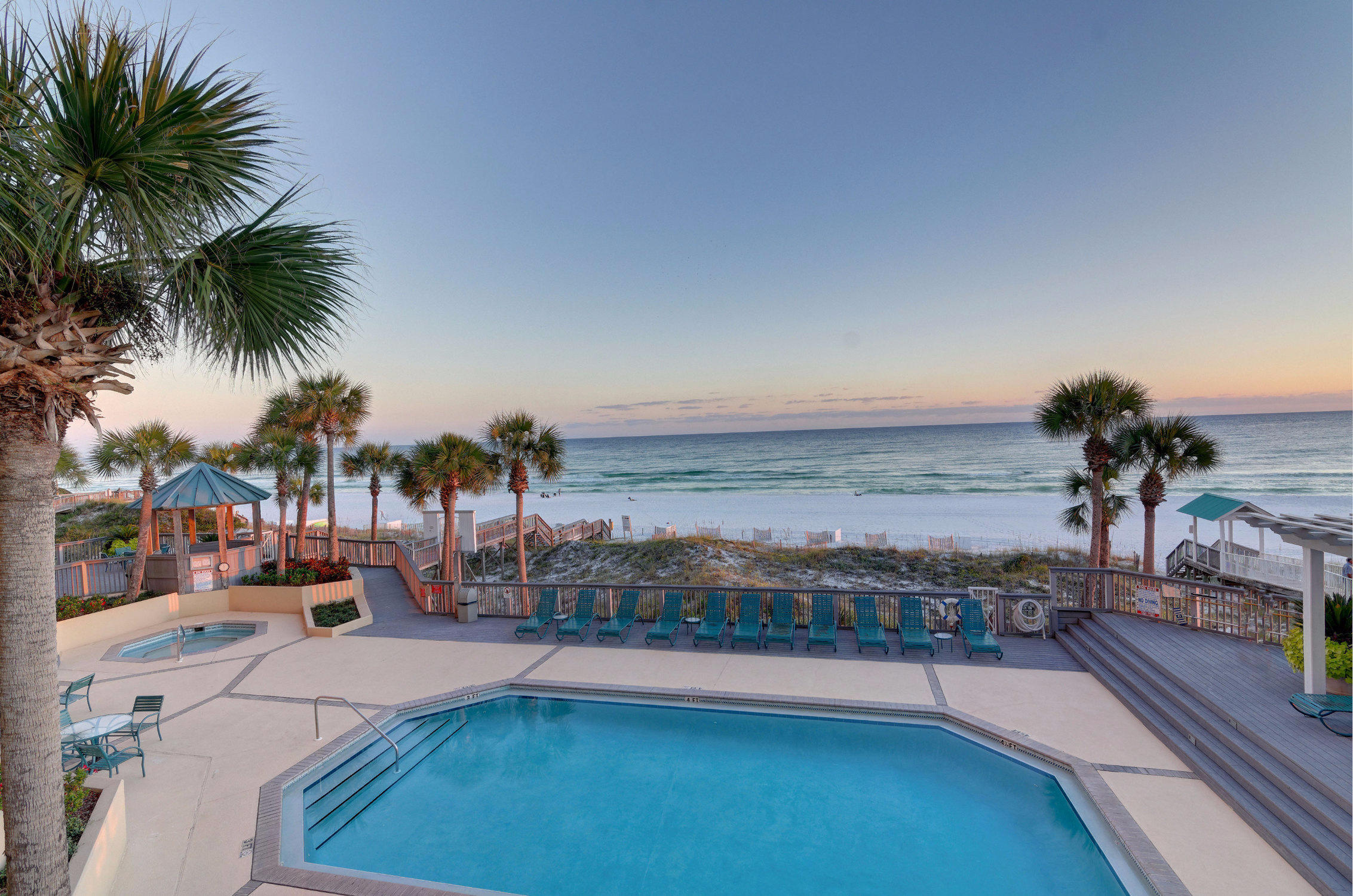 HIDDEN DUNES GRAND VILLAS - Residential