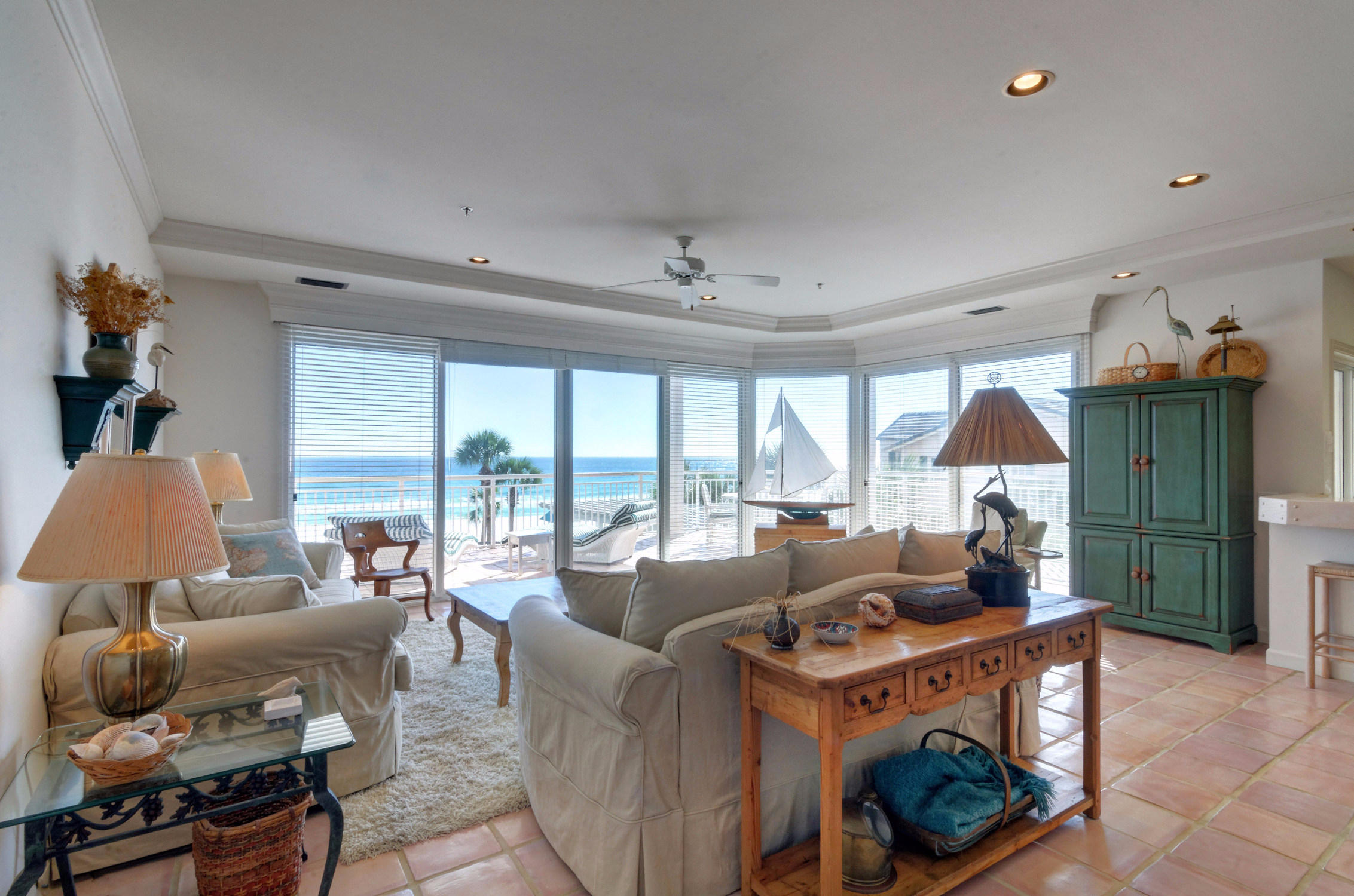 HIDDEN DUNES GRAND VILLAS - Residential