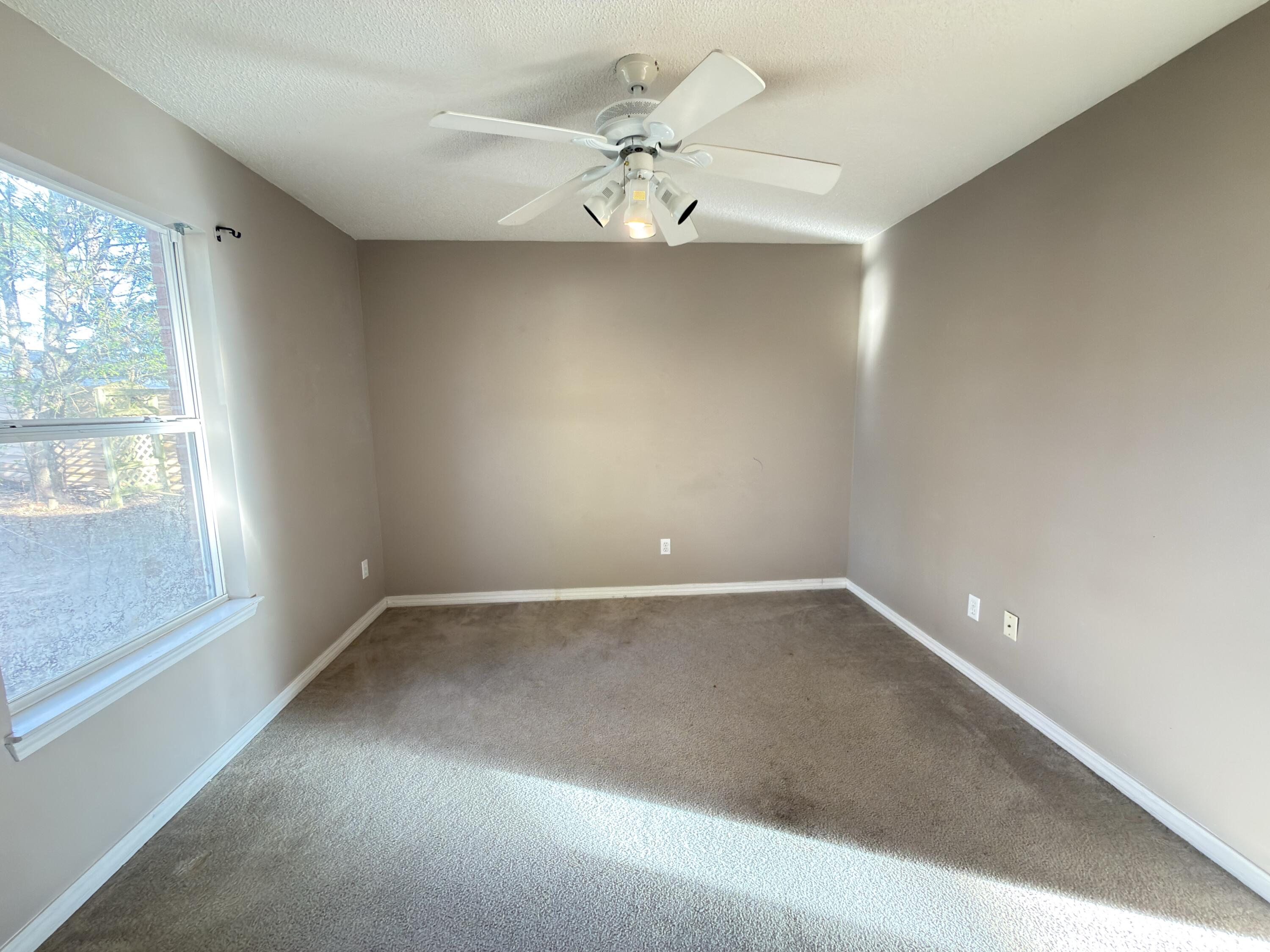 NORTHVIEW ESTATES 7TH ADDN - Residential