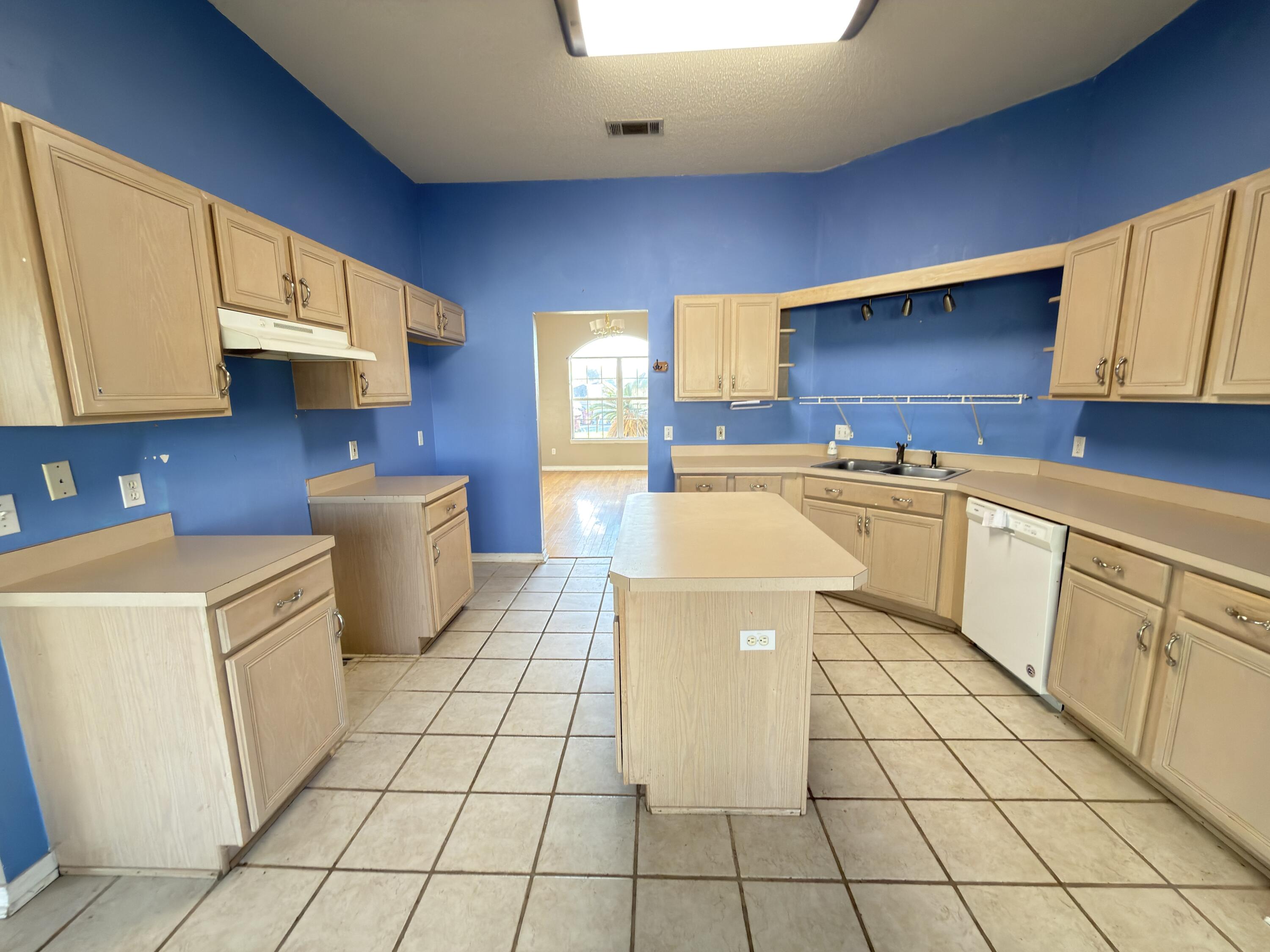 NORTHVIEW ESTATES 7TH ADDN - Residential