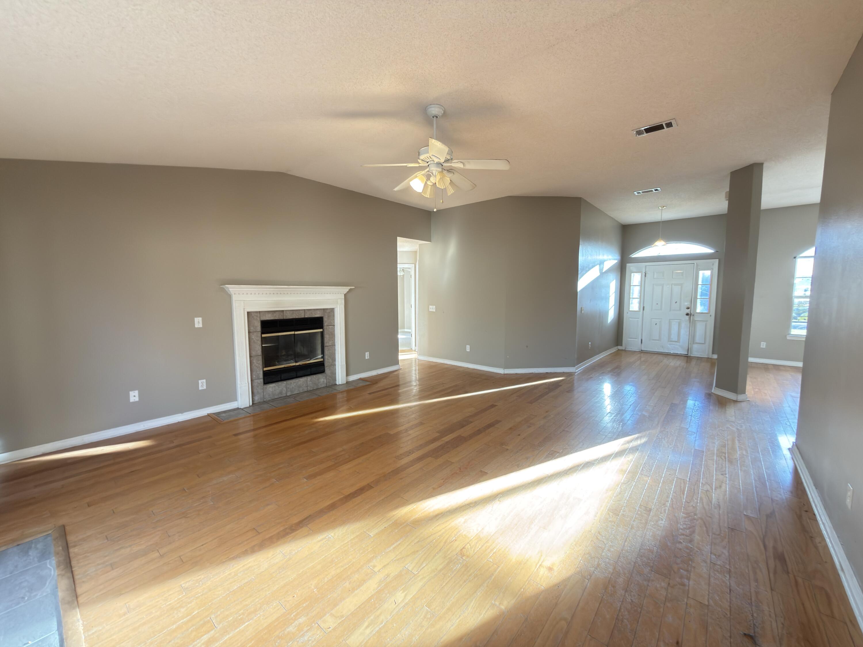 NORTHVIEW ESTATES 7TH ADDN - Residential