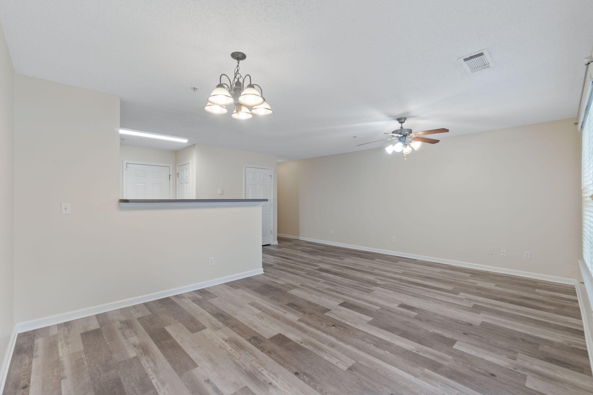 ROLLING PINES - Residential Lease