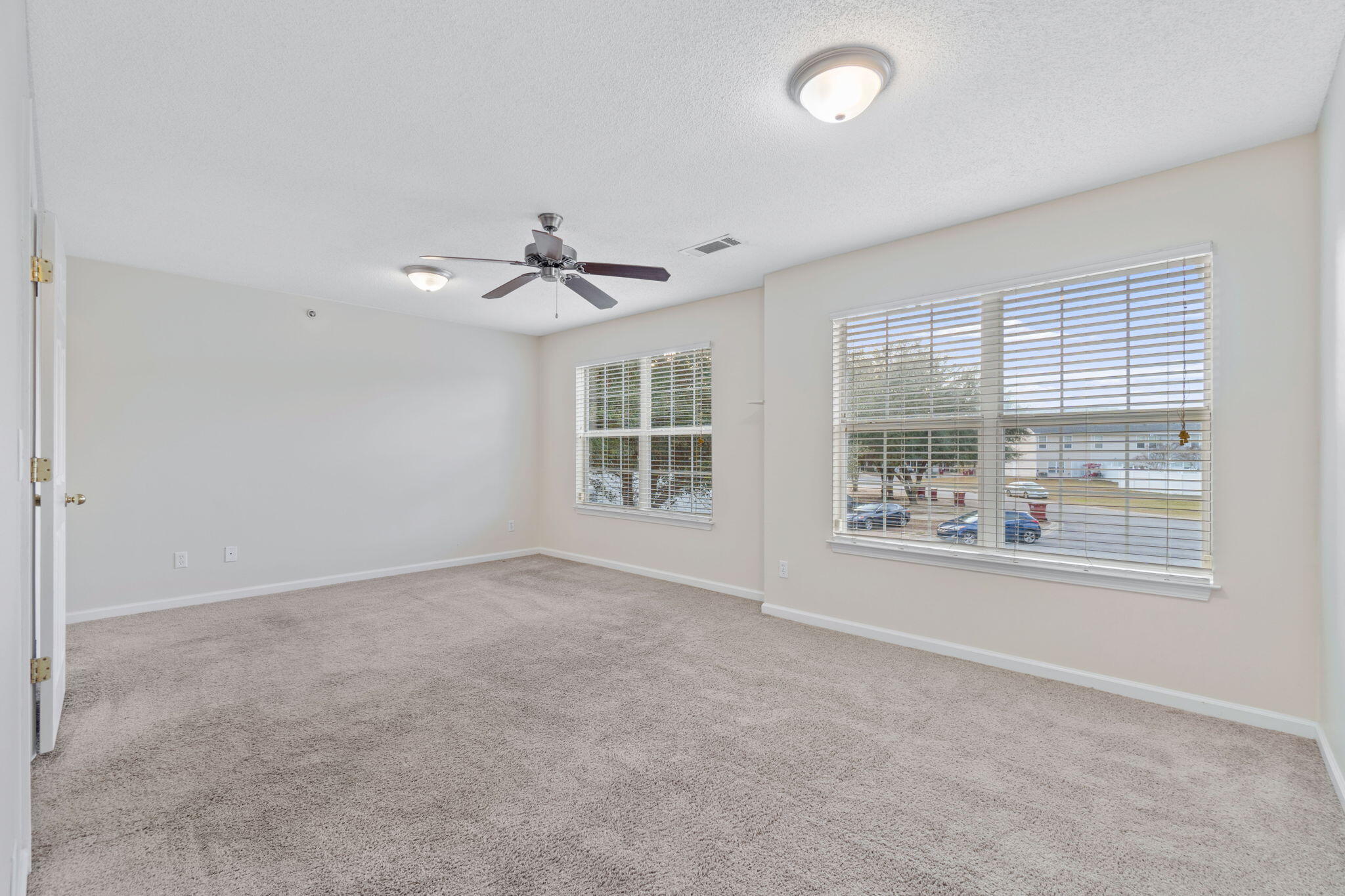 ROLLING PINES - Residential Lease