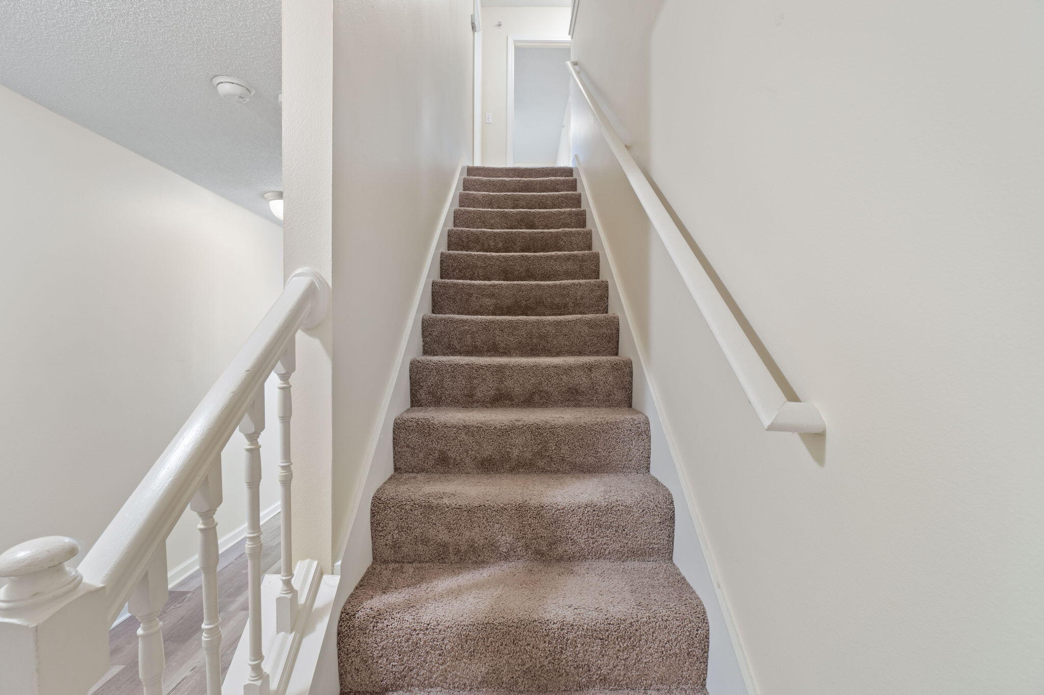 ROLLING PINES - Residential Lease