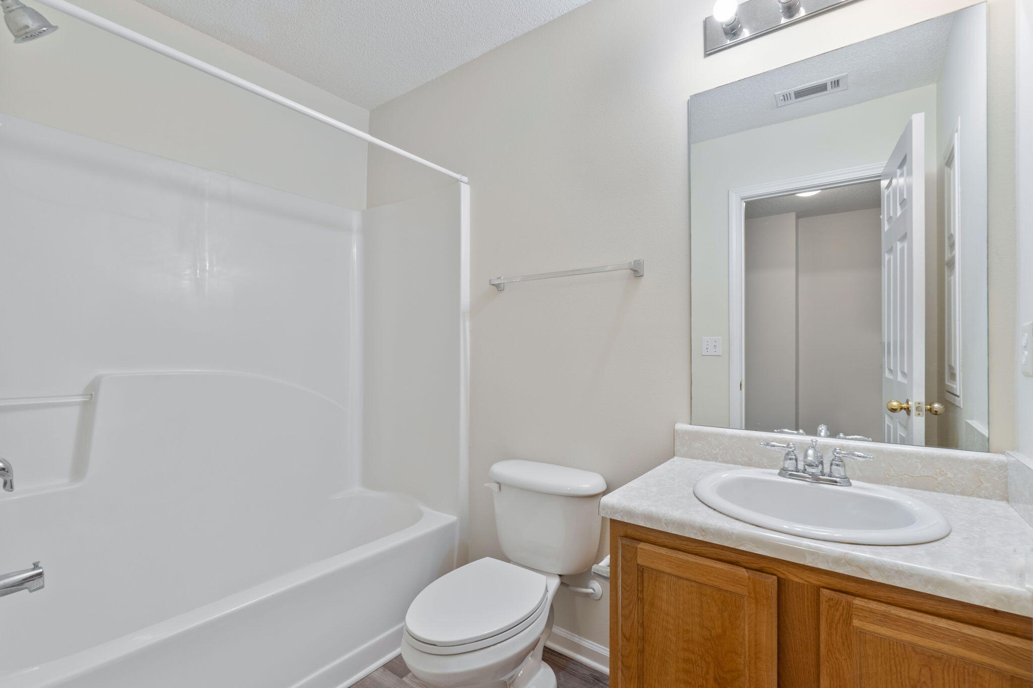 ROLLING PINES - Residential Lease