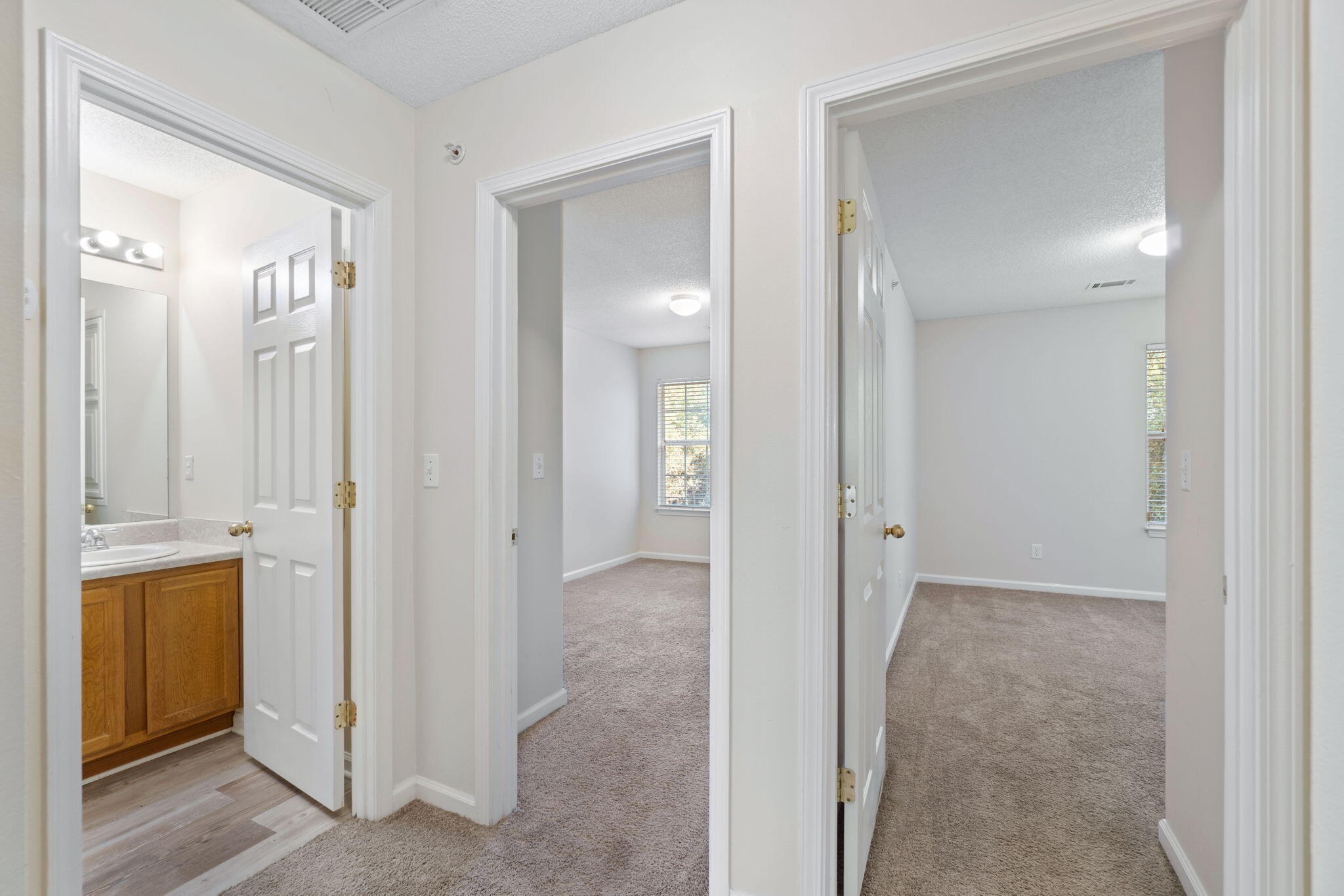 ROLLING PINES - Residential Lease