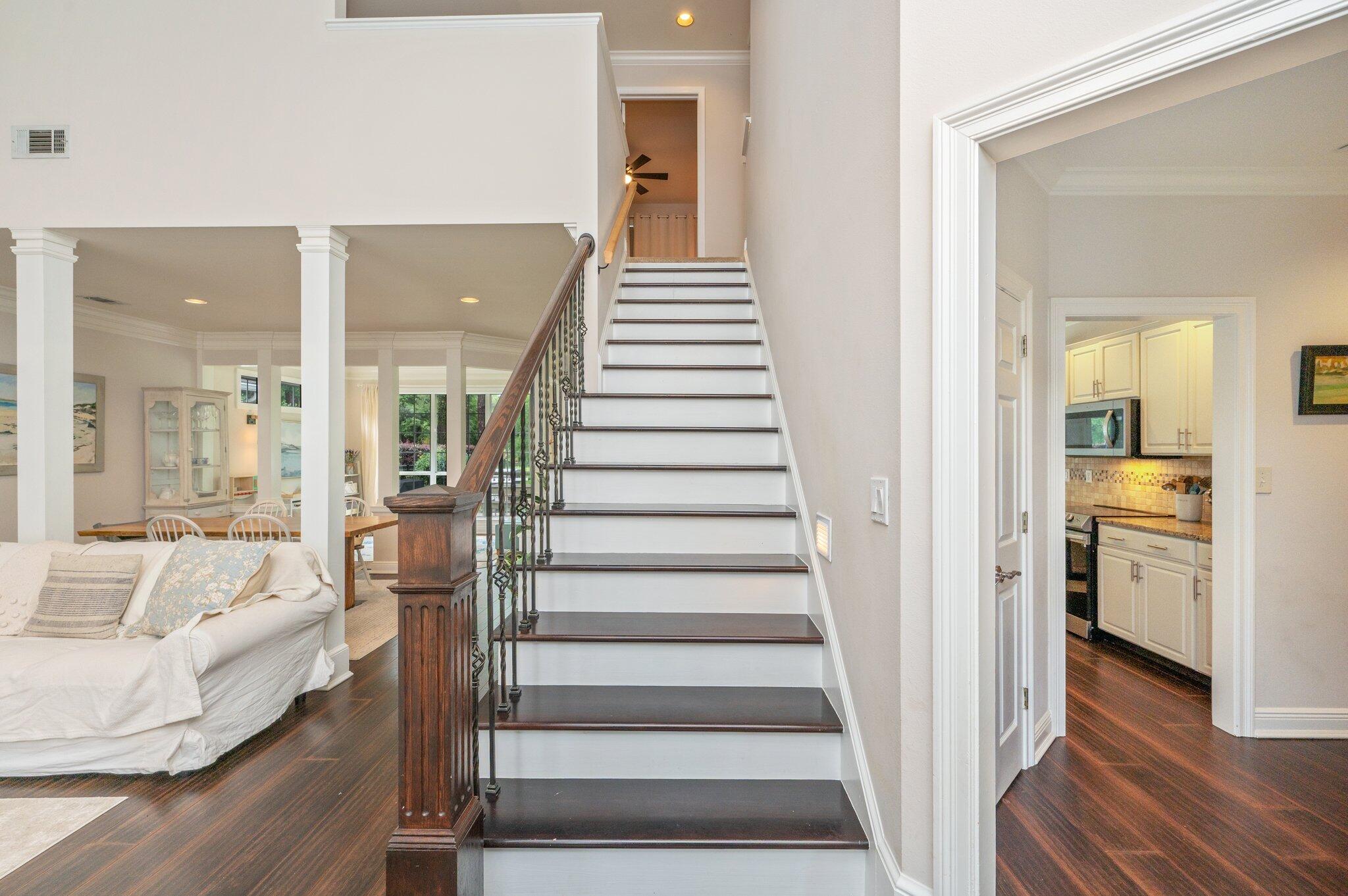 TURNBERRY PLACE - Residential