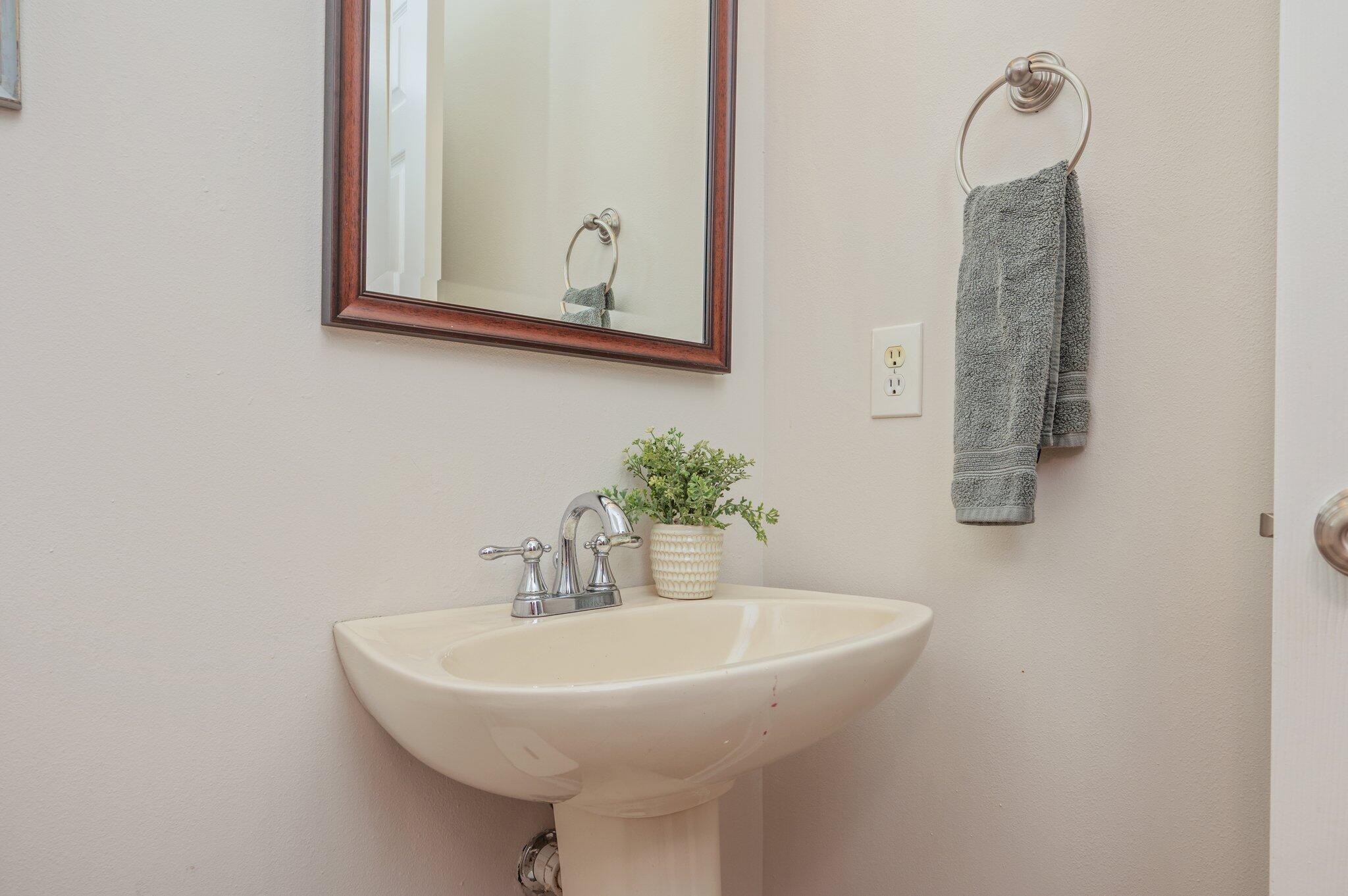 TURNBERRY PLACE - Residential