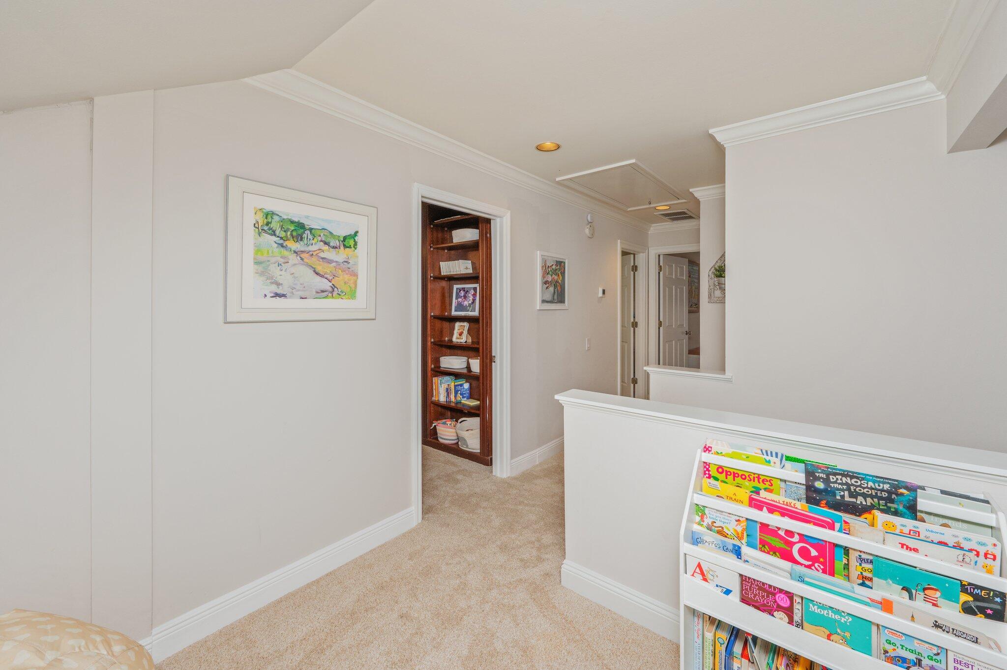 TURNBERRY PLACE - Residential