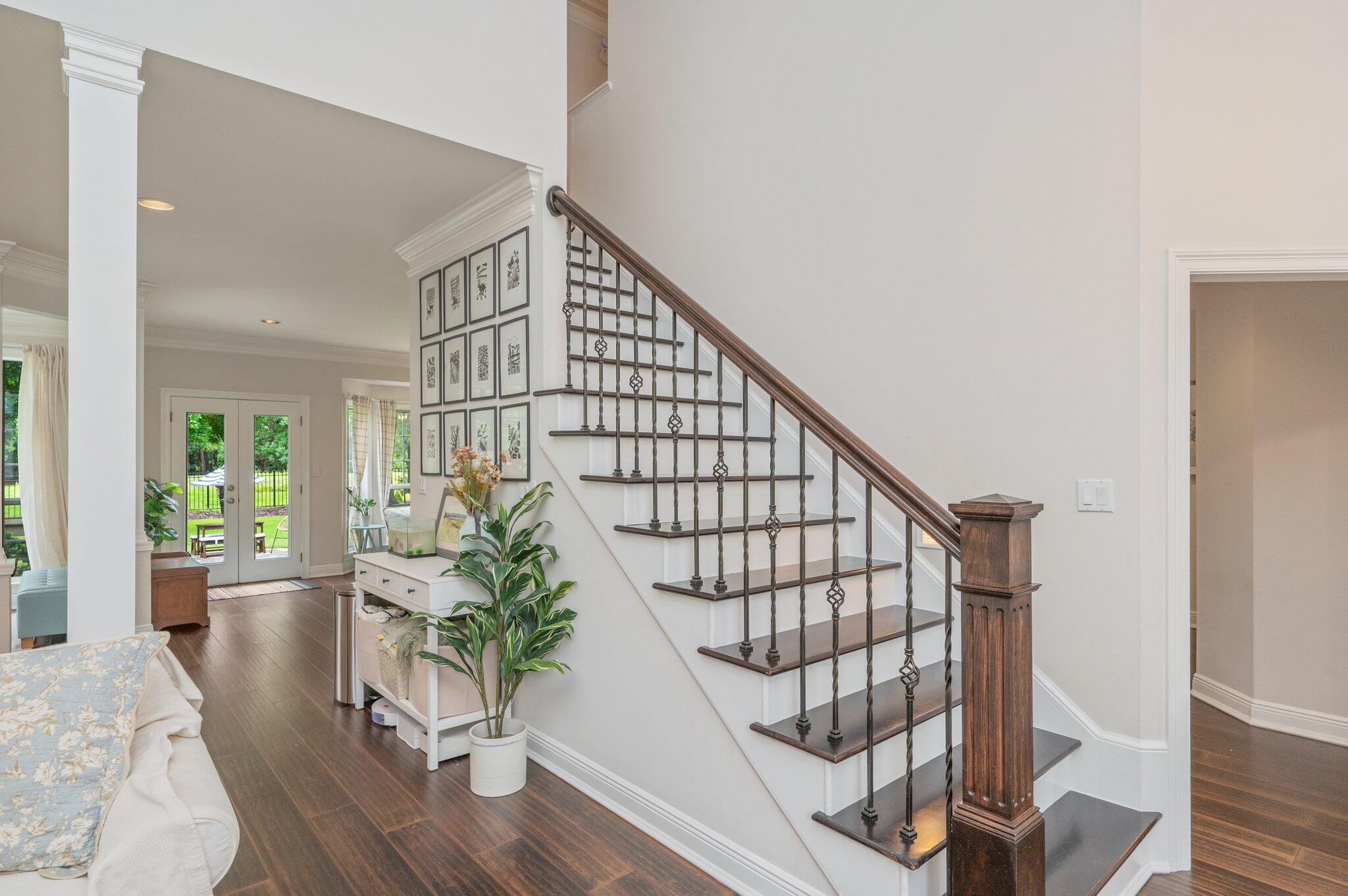 TURNBERRY PLACE - Residential