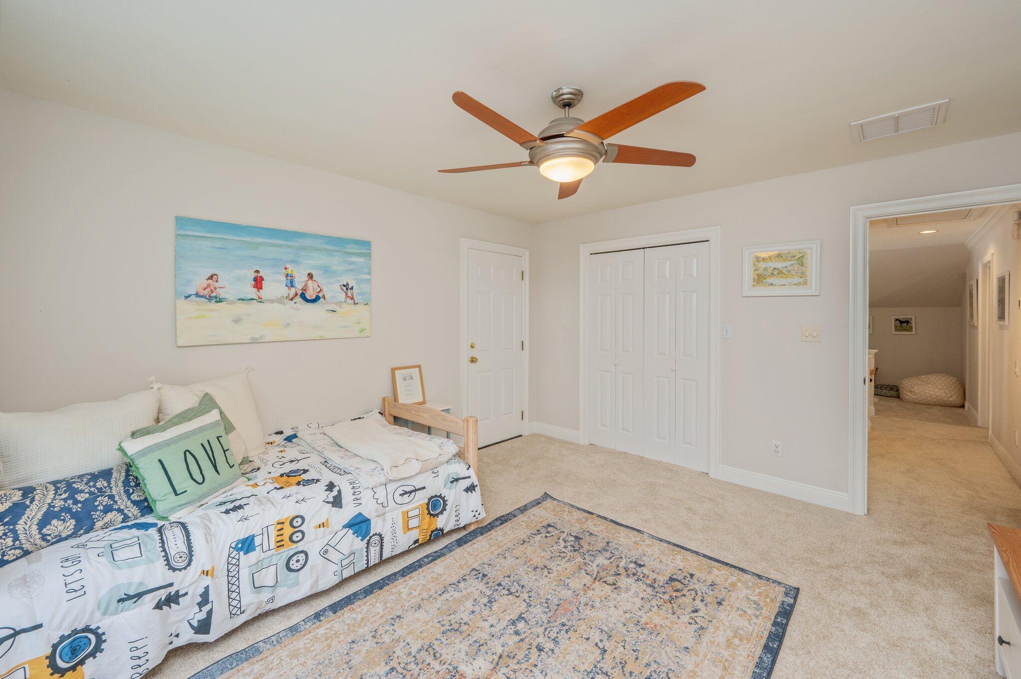 TURNBERRY PLACE - Residential