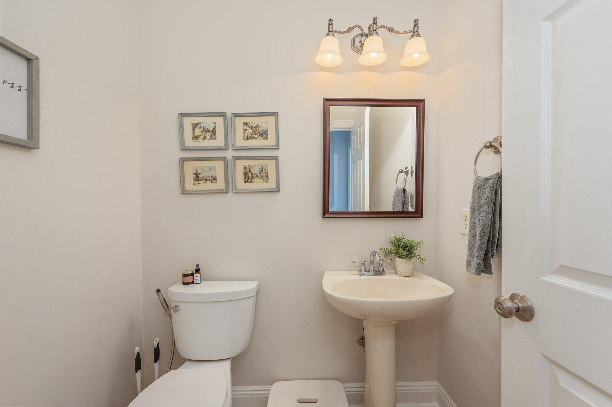 TURNBERRY PLACE - Residential