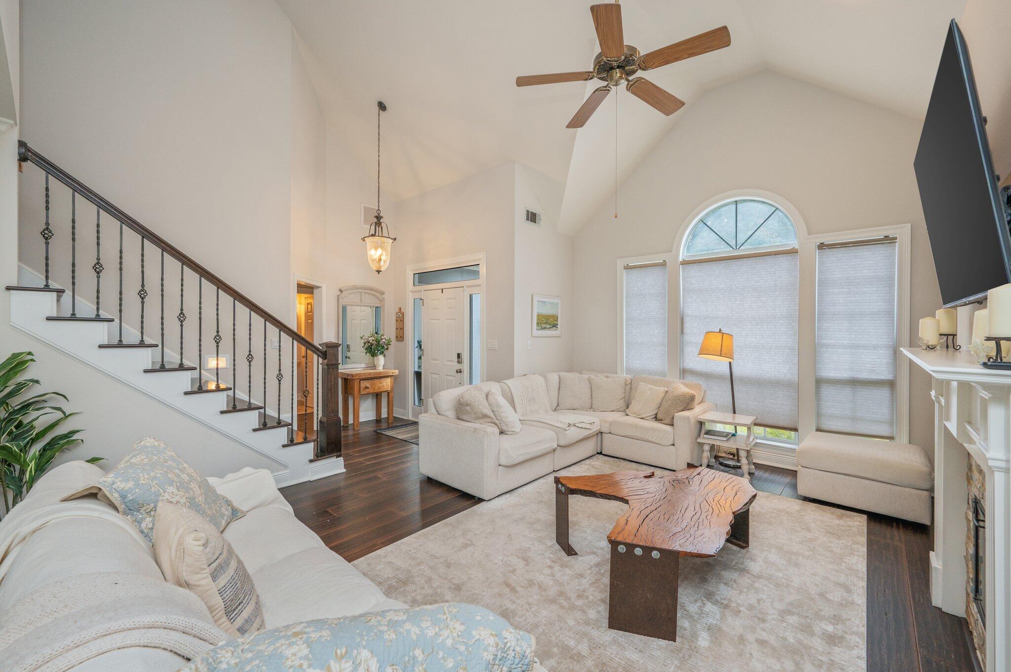 TURNBERRY PLACE - Residential