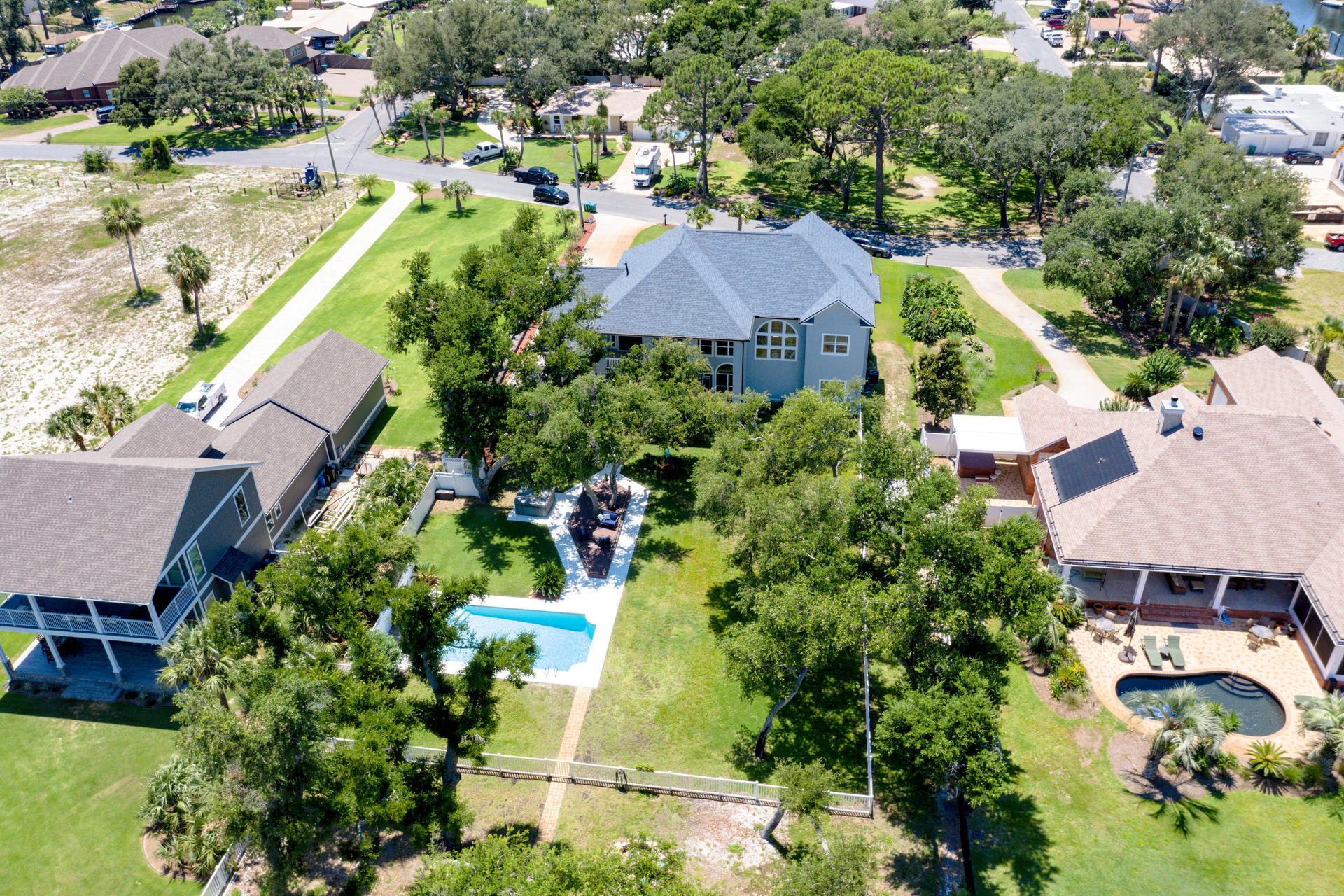 WOODLAWN UNIT 1 - Residential