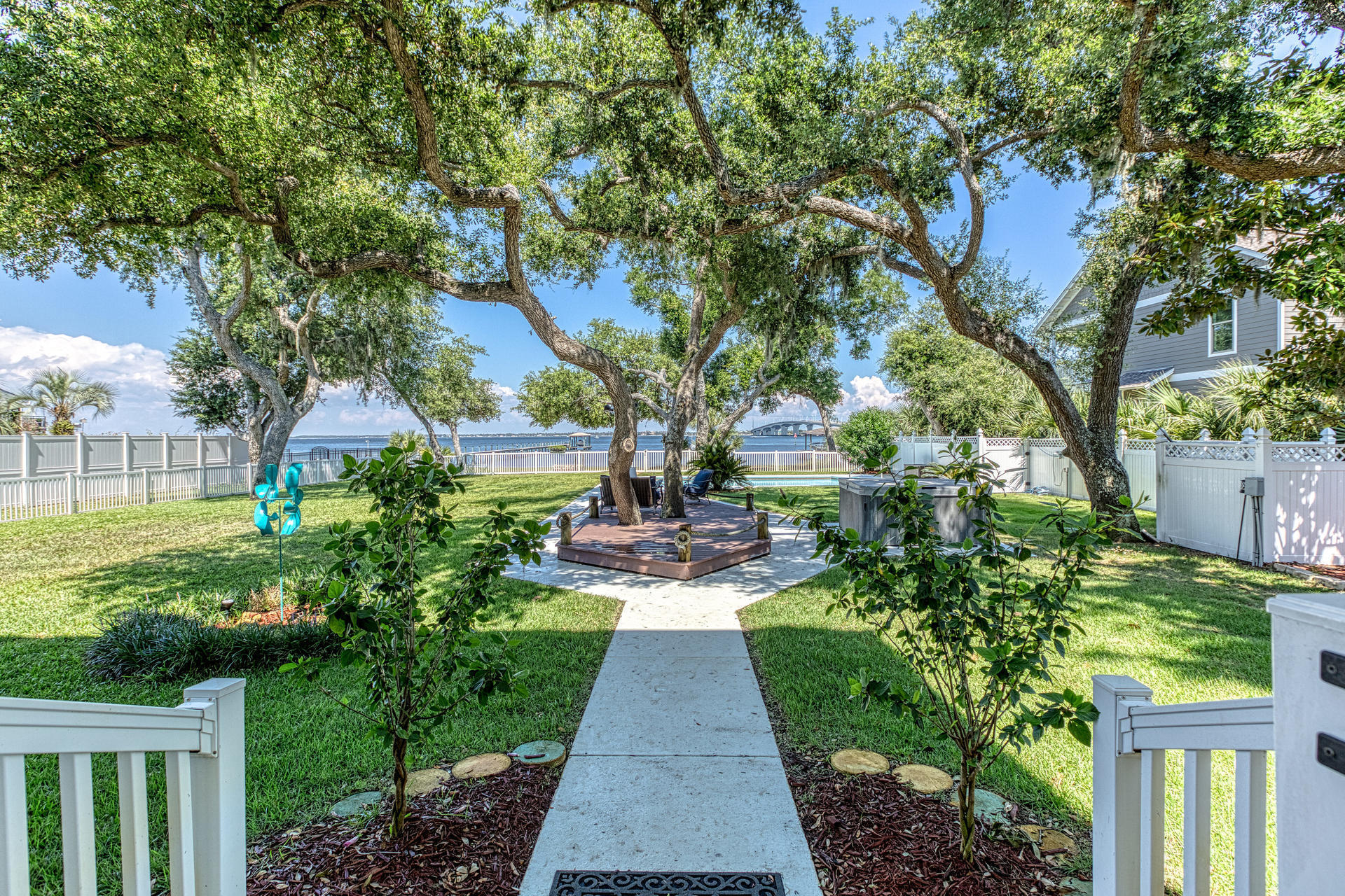WOODLAWN UNIT 1 - Residential