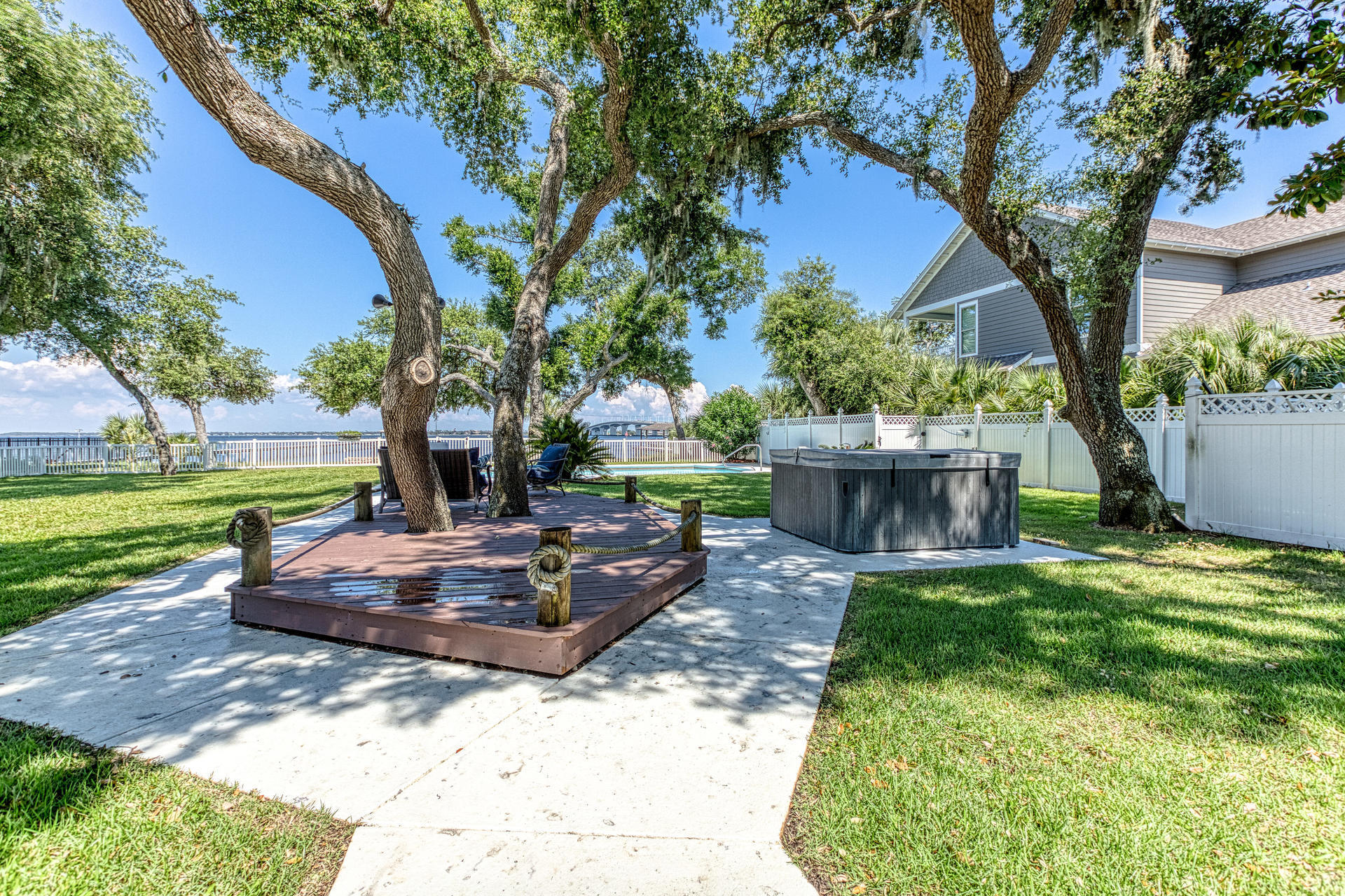 WOODLAWN UNIT 1 - Residential
