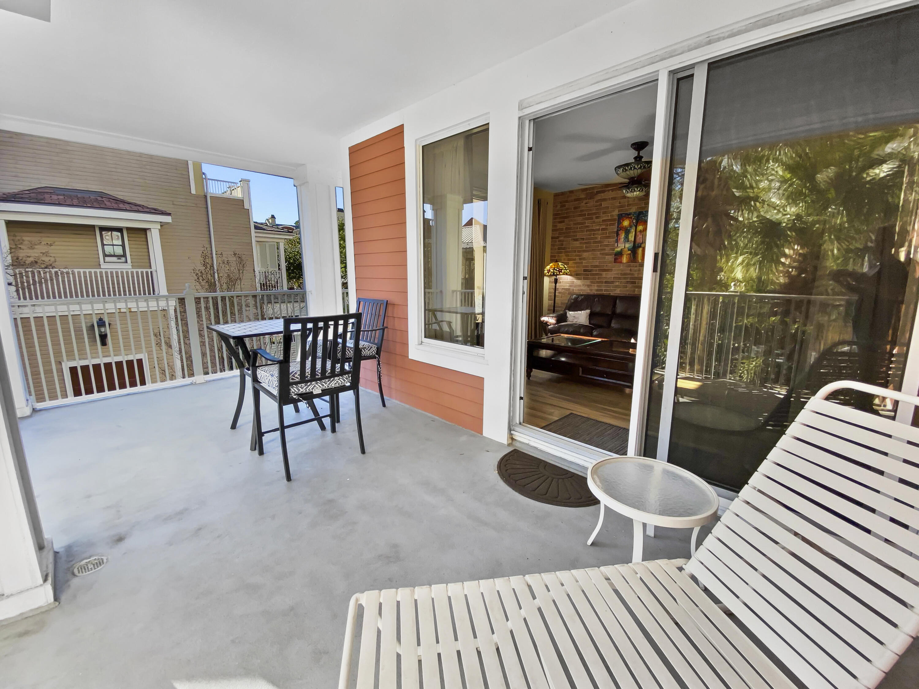 MARKET STREET INN - Residential