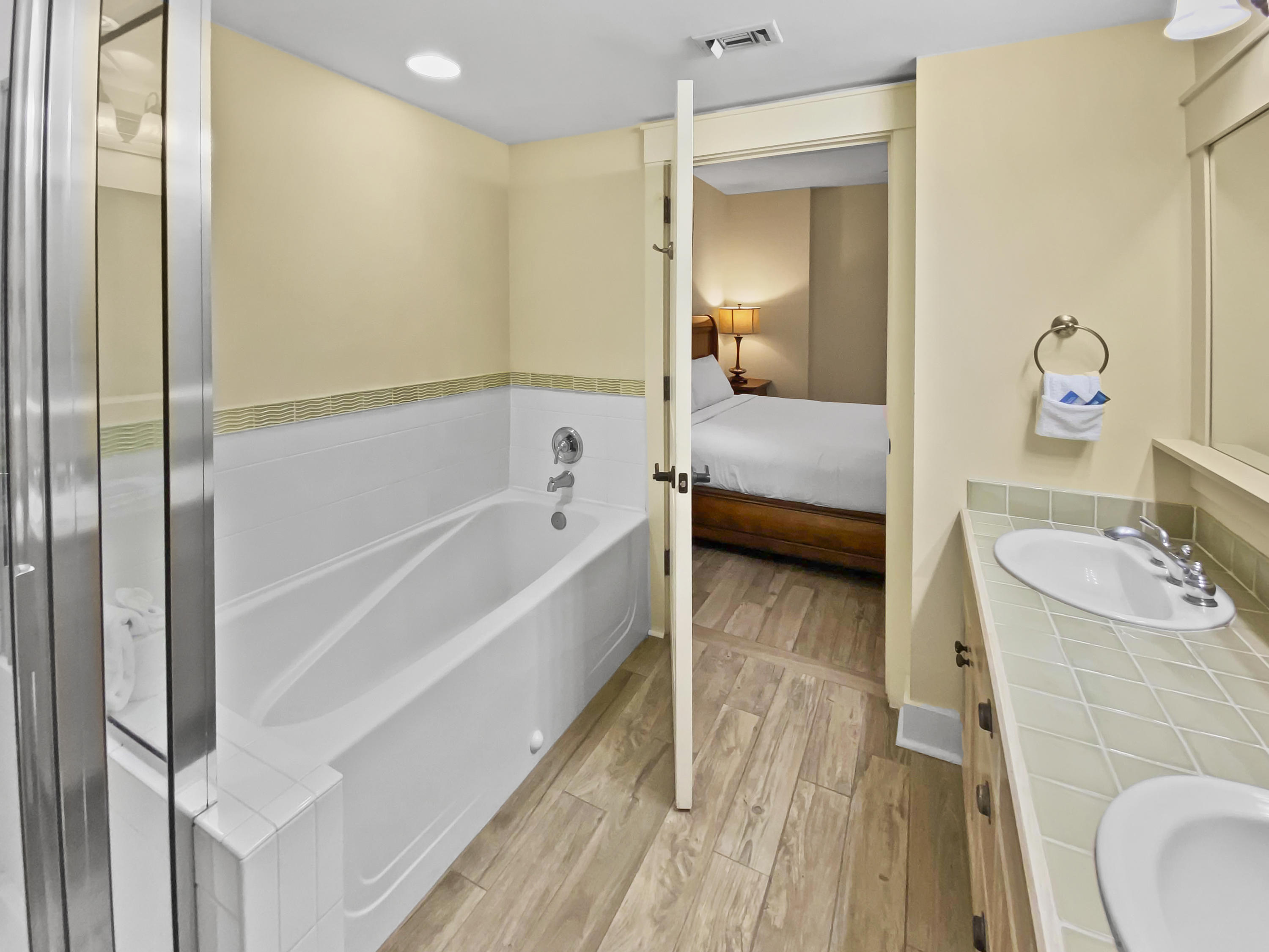 MARKET STREET INN - Residential