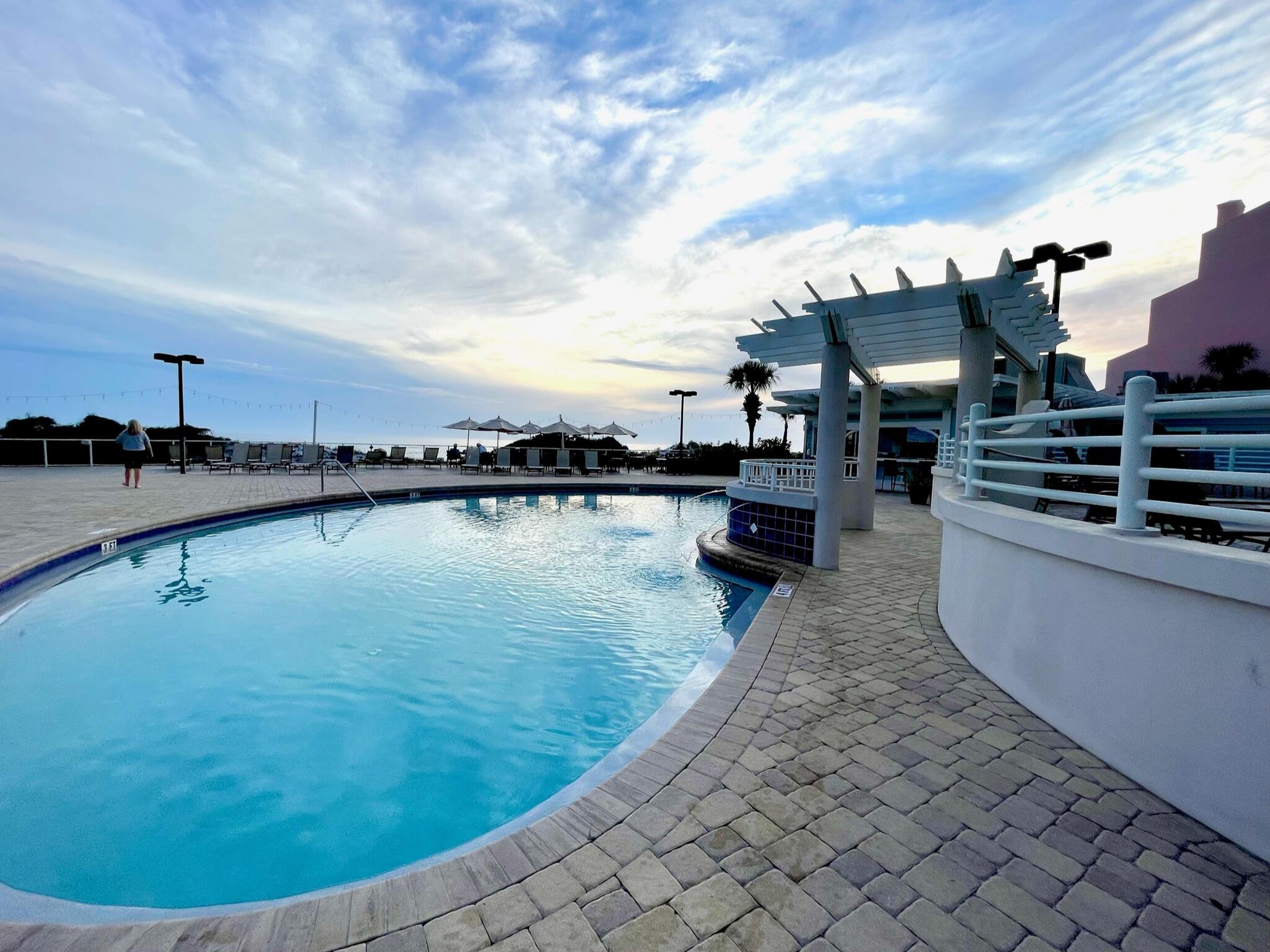 CAPTIVA AT TOPS'L - Residential