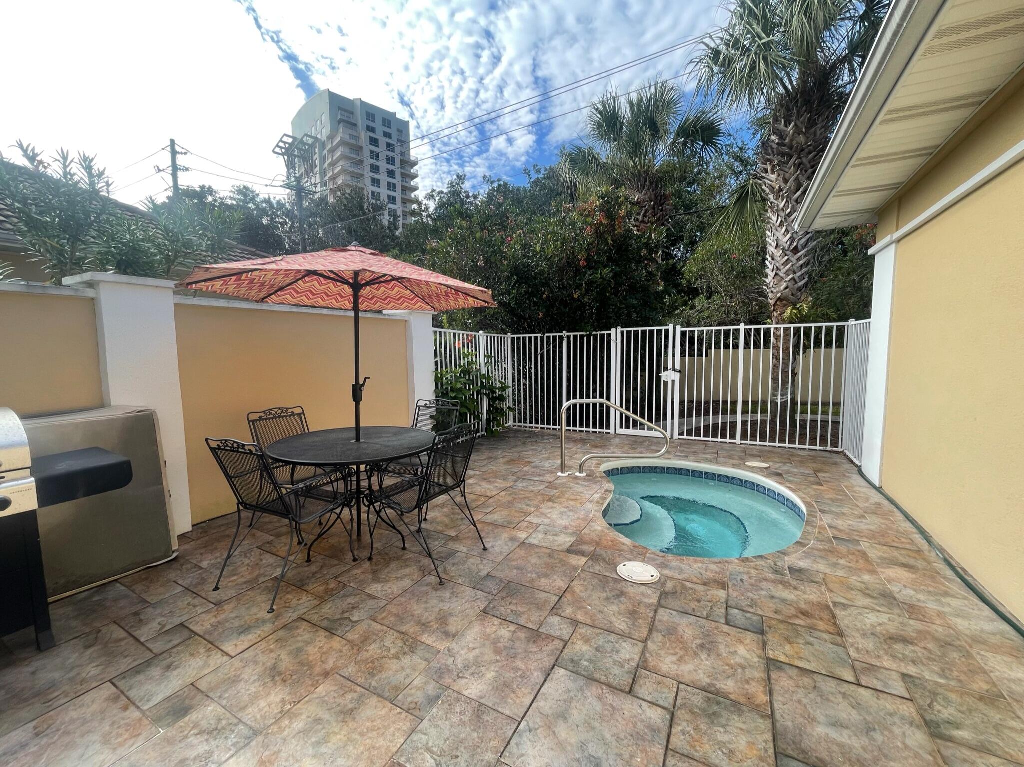 CAPTIVA AT TOPS'L - Residential