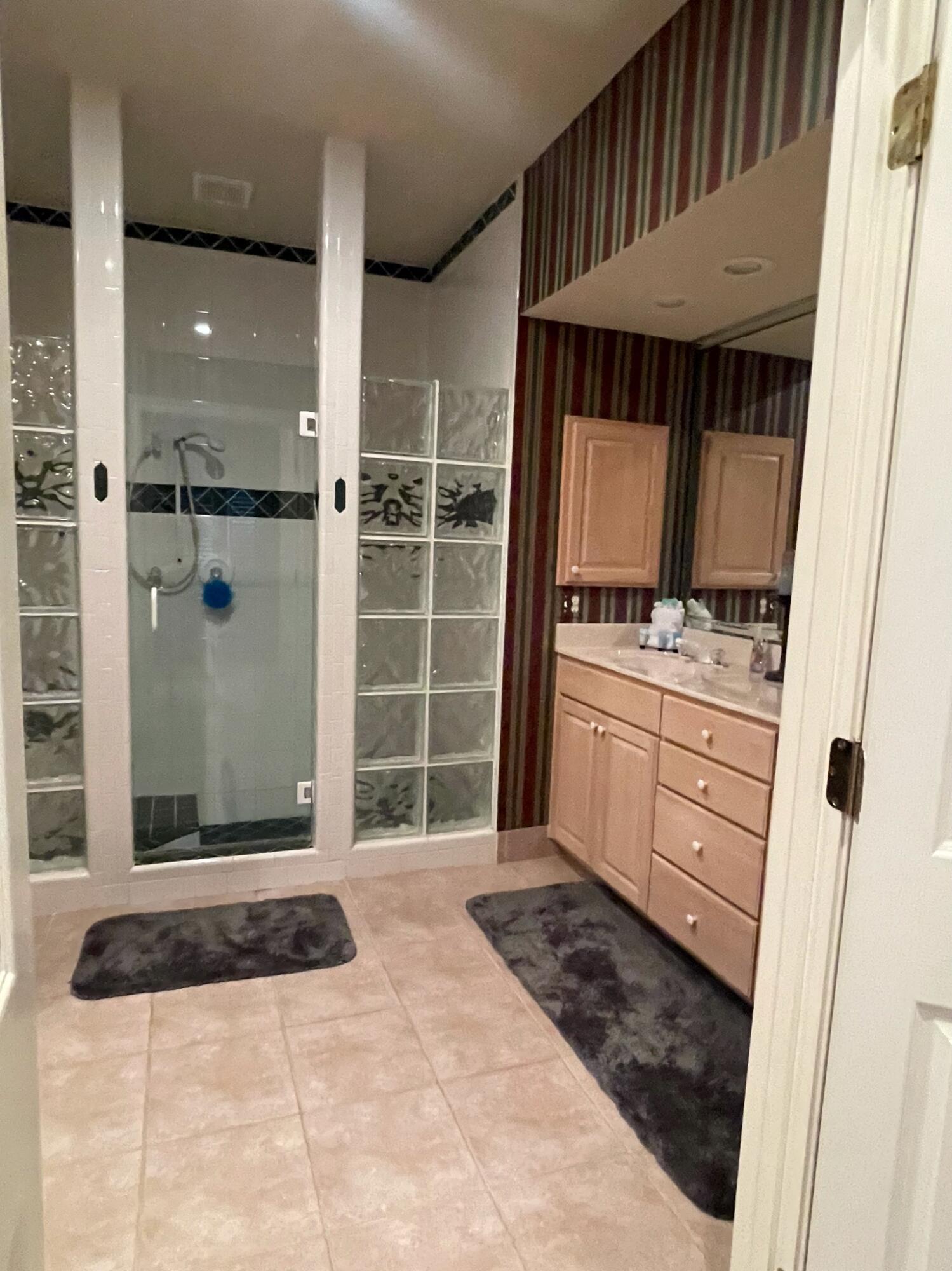 CAPTIVA AT TOPS'L - Residential