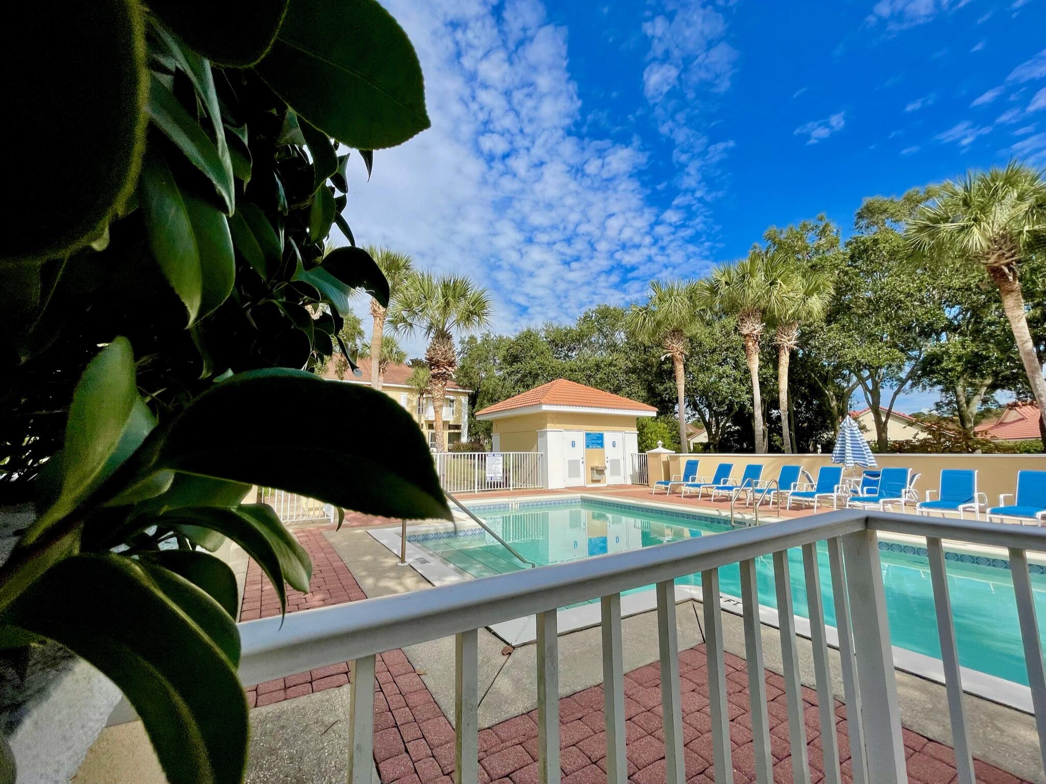 CAPTIVA AT TOPS'L - Residential