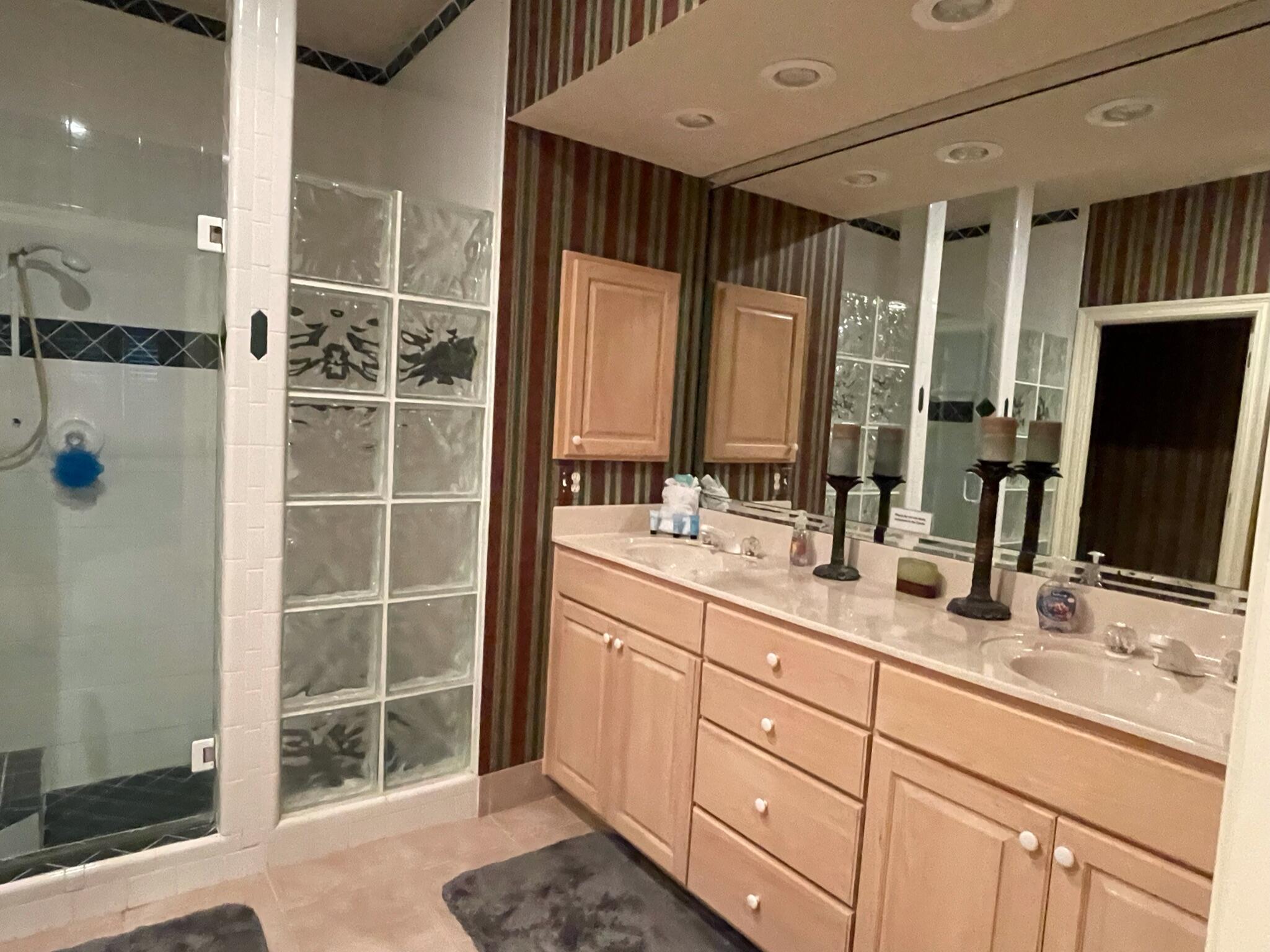 CAPTIVA AT TOPS'L - Residential