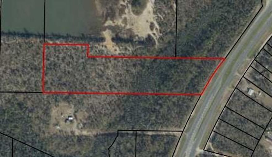 Location! This 8.7 acre lot is situated off Highway 231, providing a straight commute to central Panama City and Panama City Beach. This lot offers a plethora of room to spread out and manifest the outdoor oasis of your dreams. Check out this property today!