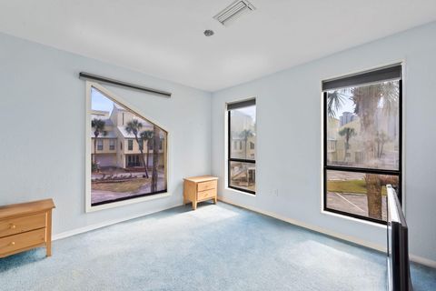 A home in Navarre
