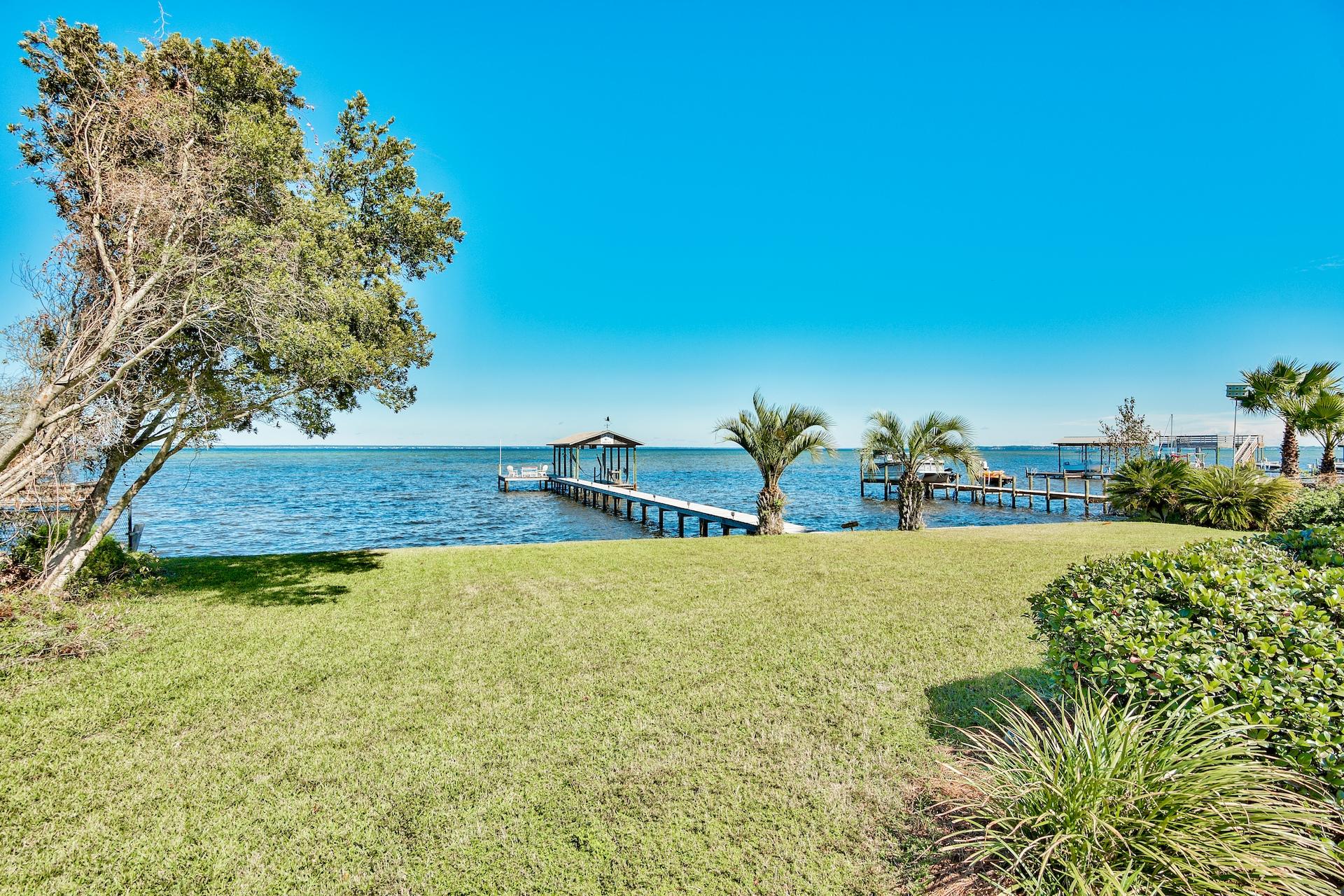 HOLIDAY SHORES ESTATES - Residential