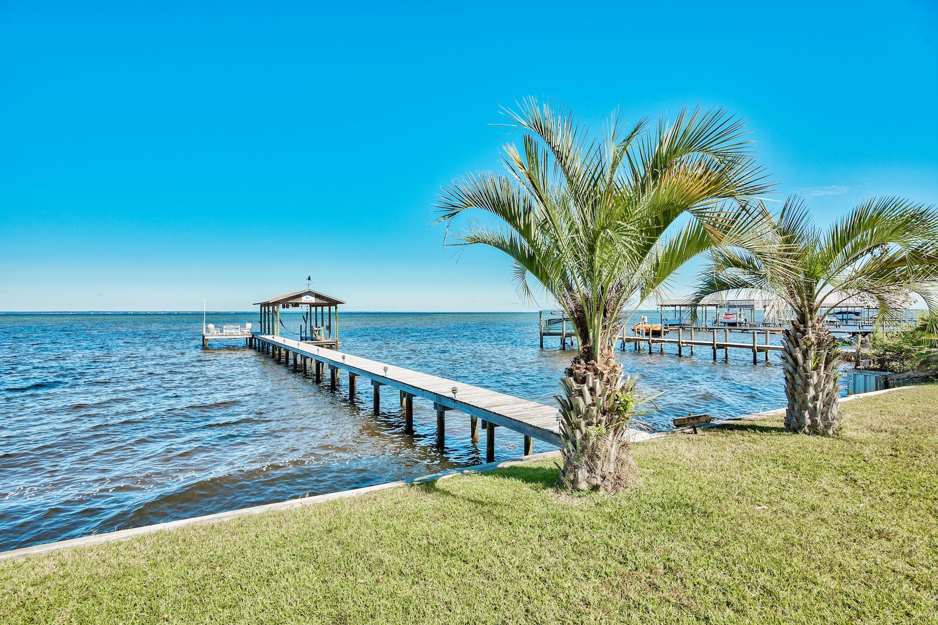 HOLIDAY SHORES ESTATES - Residential